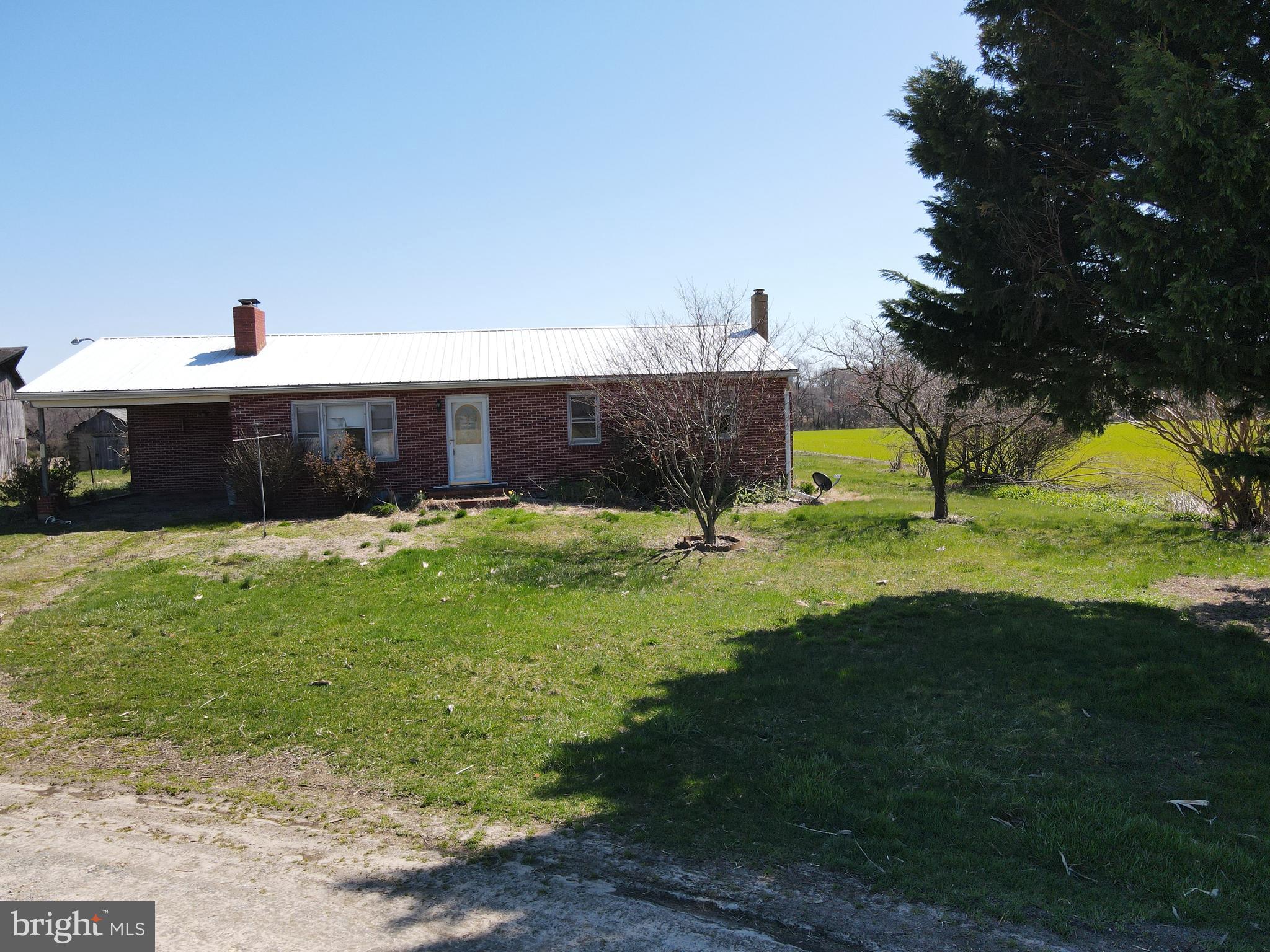 MILLINGTON - Farm