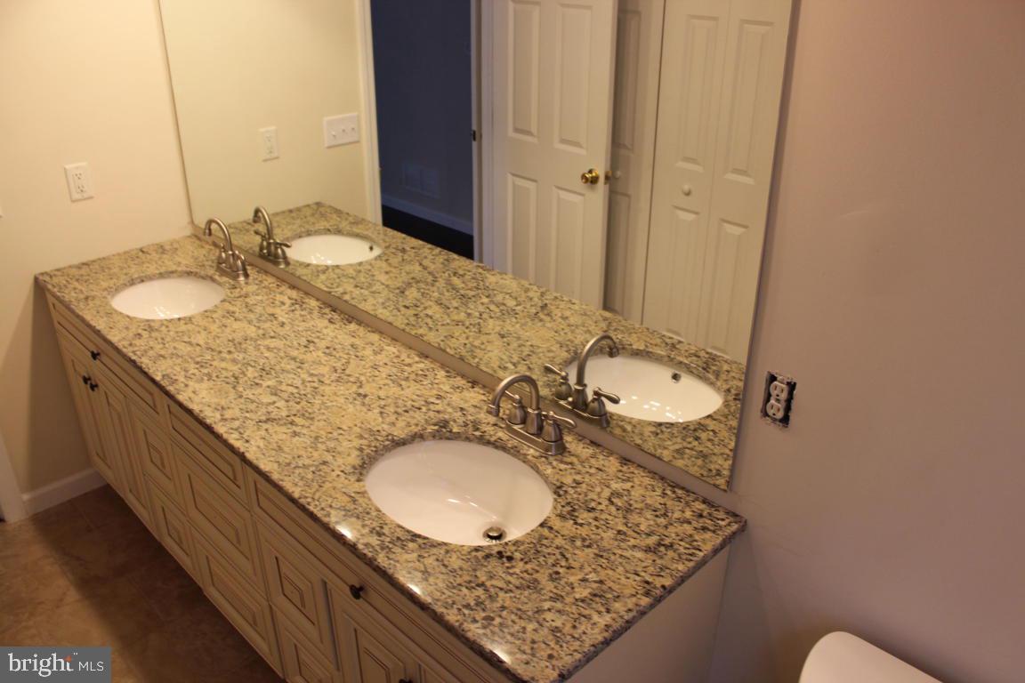 SOUTHRIDGE - Residential