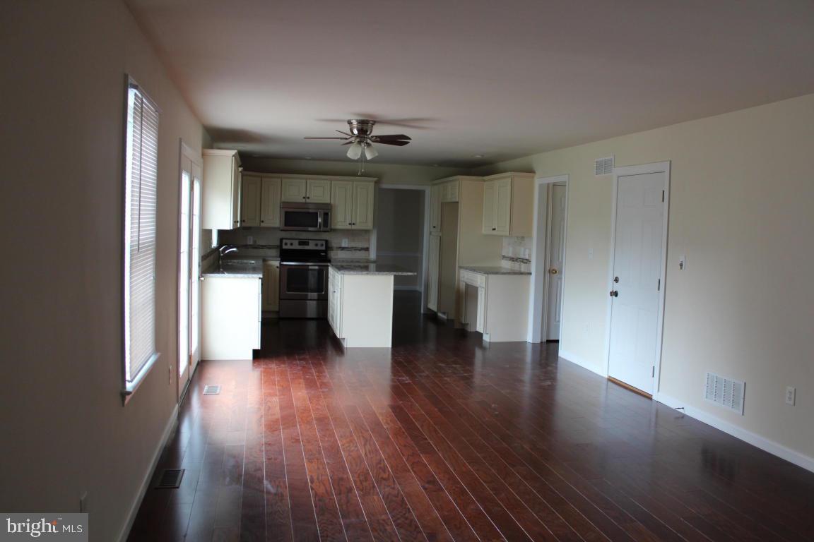 SOUTHRIDGE - Residential