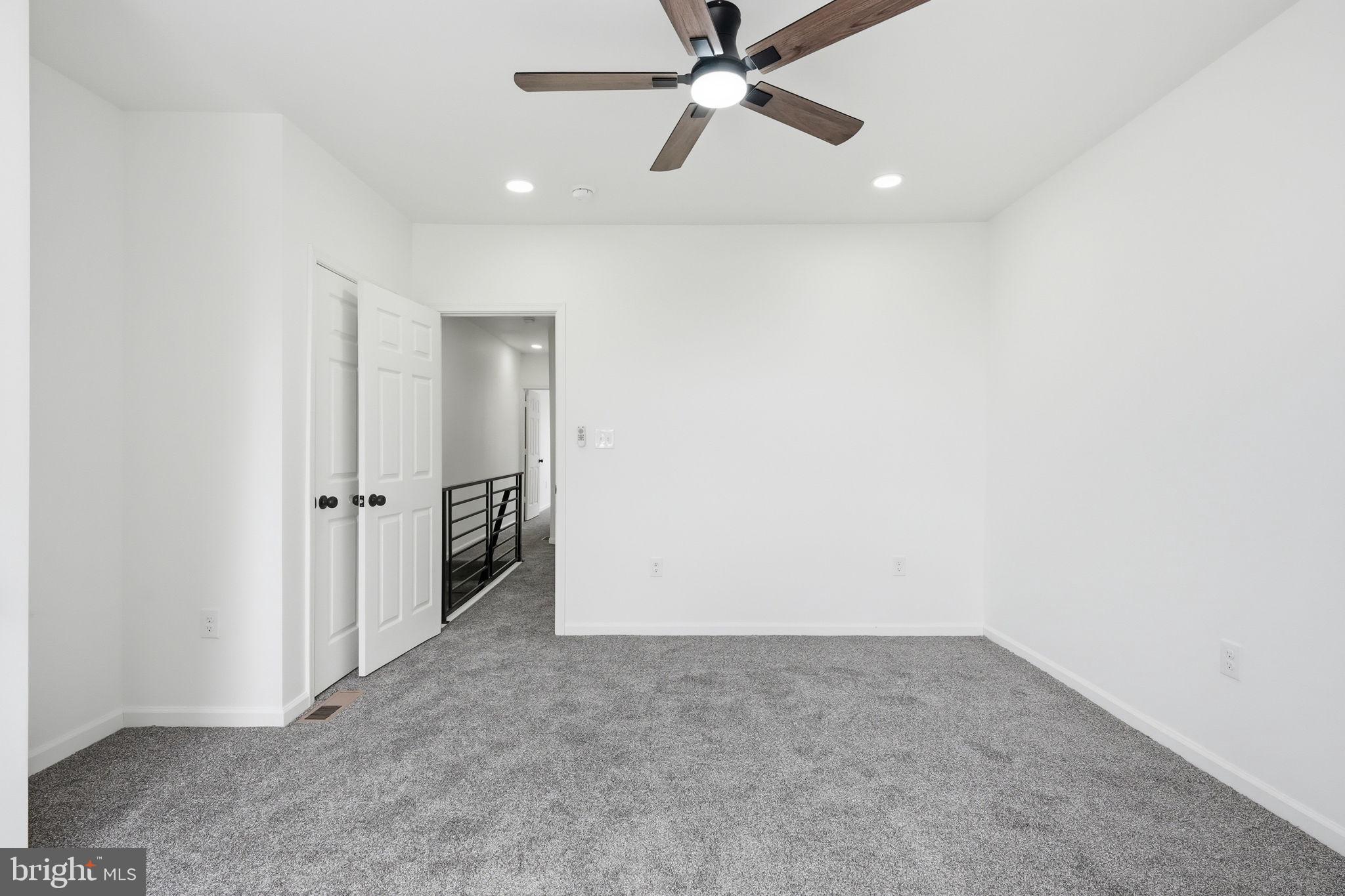 WEST OAK LANE - Residential