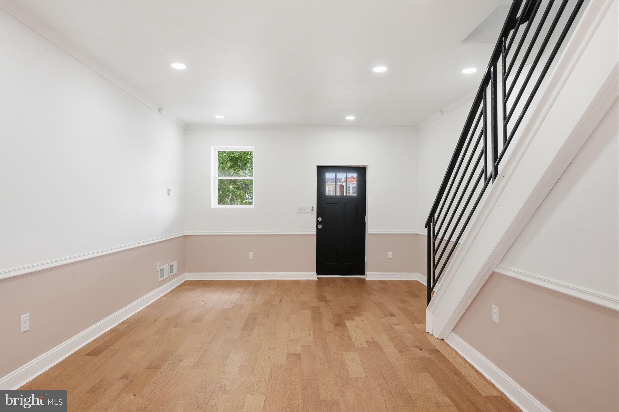 WEST OAK LANE - Residential
