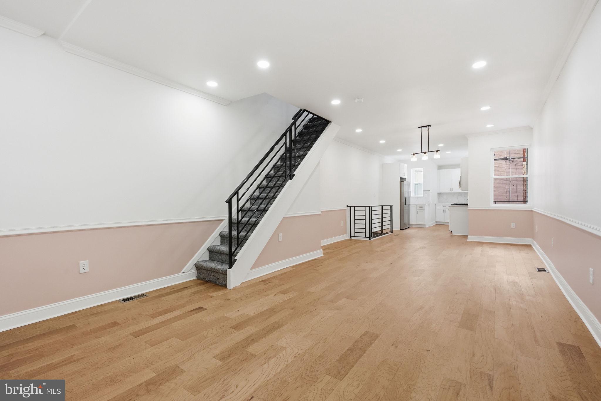 WEST OAK LANE - Residential