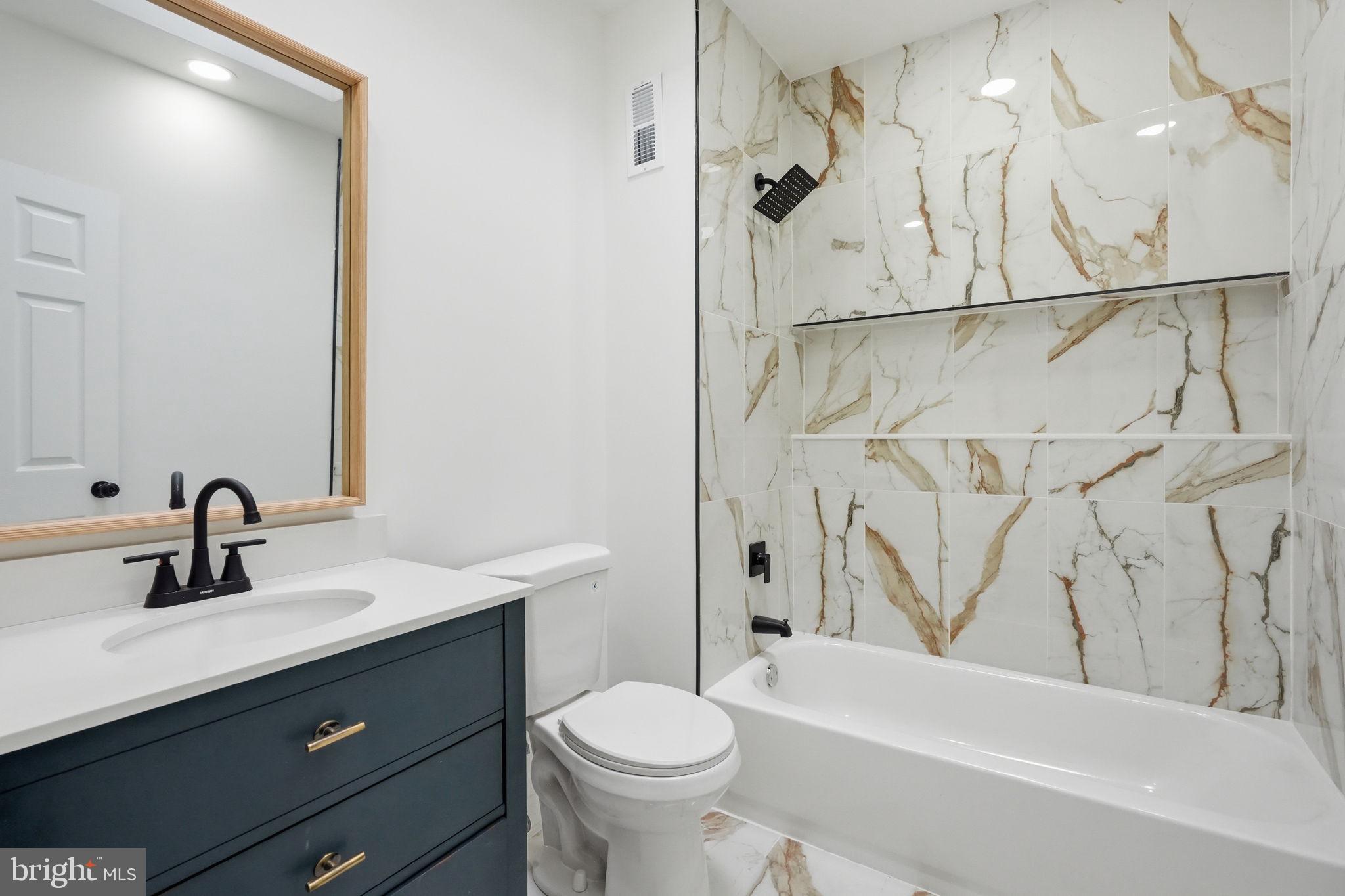 WEST OAK LANE - Residential