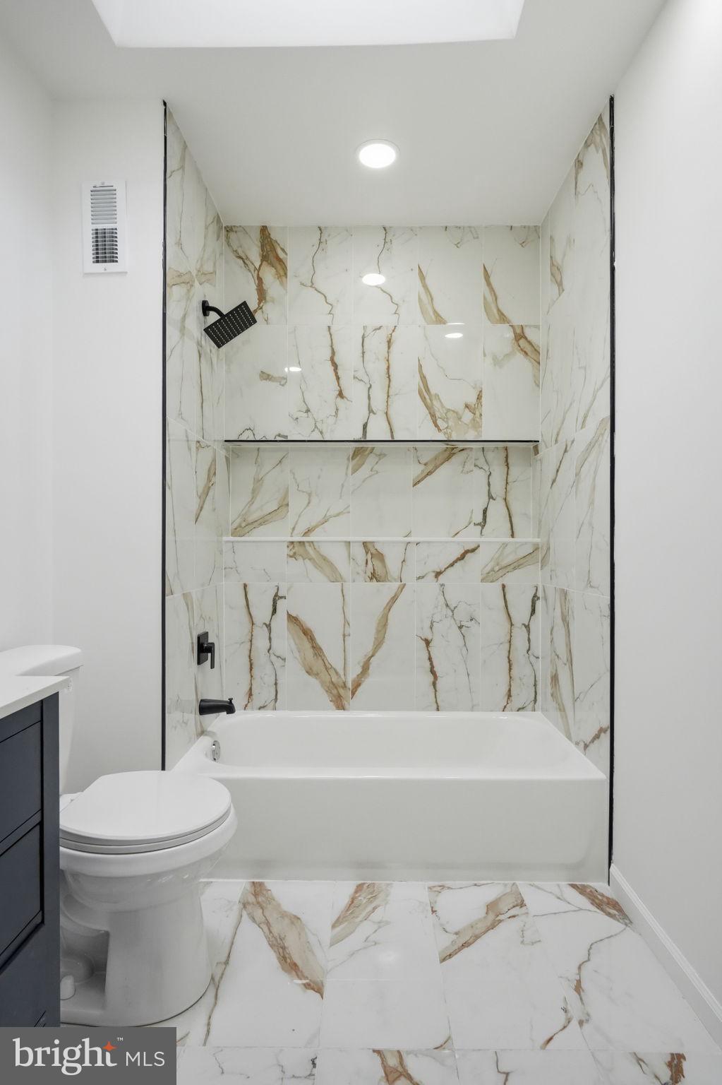 WEST OAK LANE - Residential