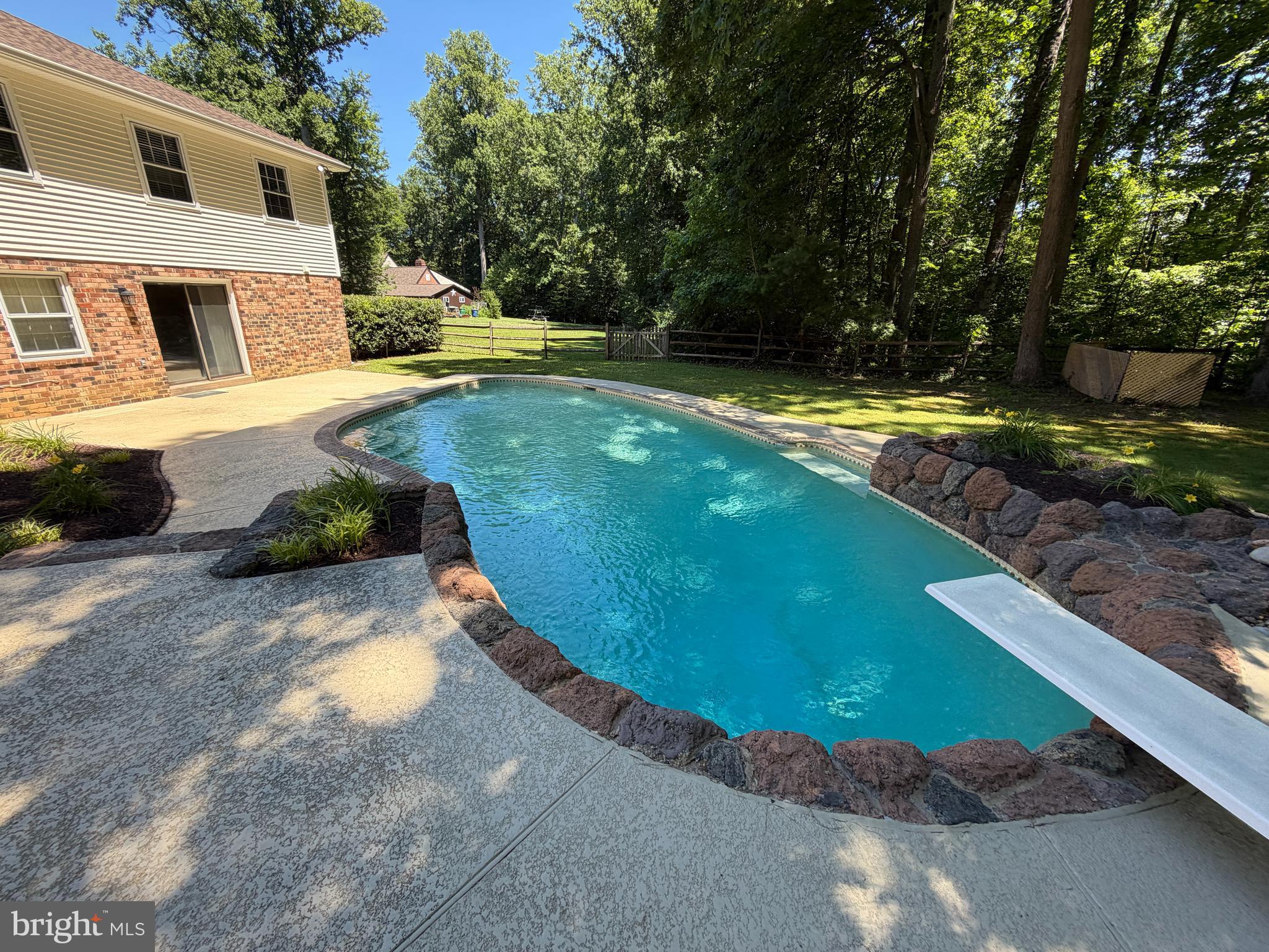 LAKE OF THE PINES - Residential