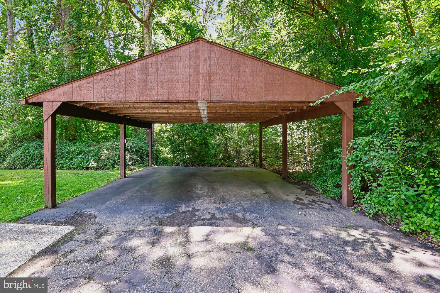 LAKE OF THE PINES - Residential