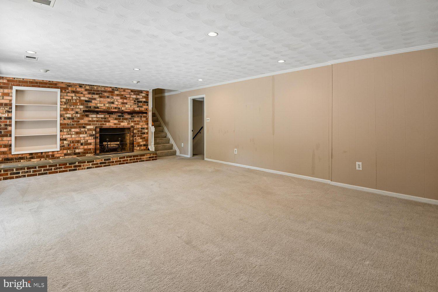 LAKE OF THE PINES - Residential