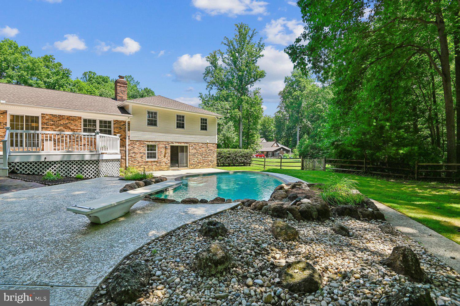 LAKE OF THE PINES - Residential
