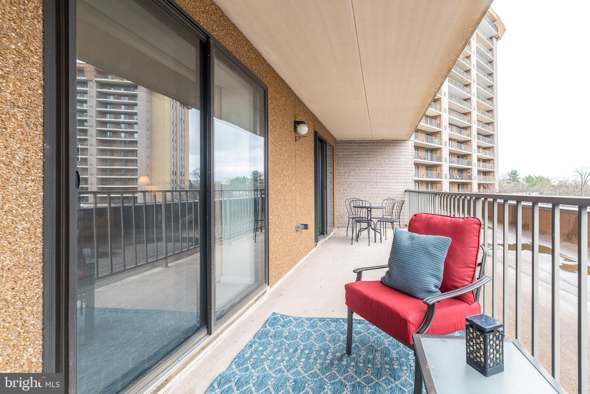 VALLEY FORGE TOWER - Residential