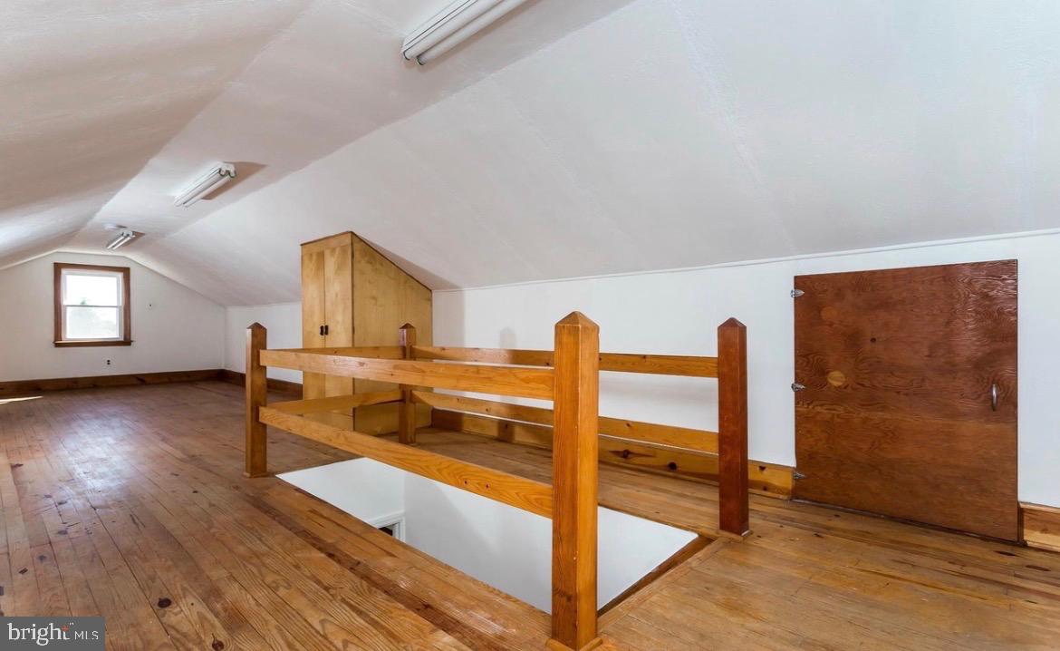 FREELAND - Residential