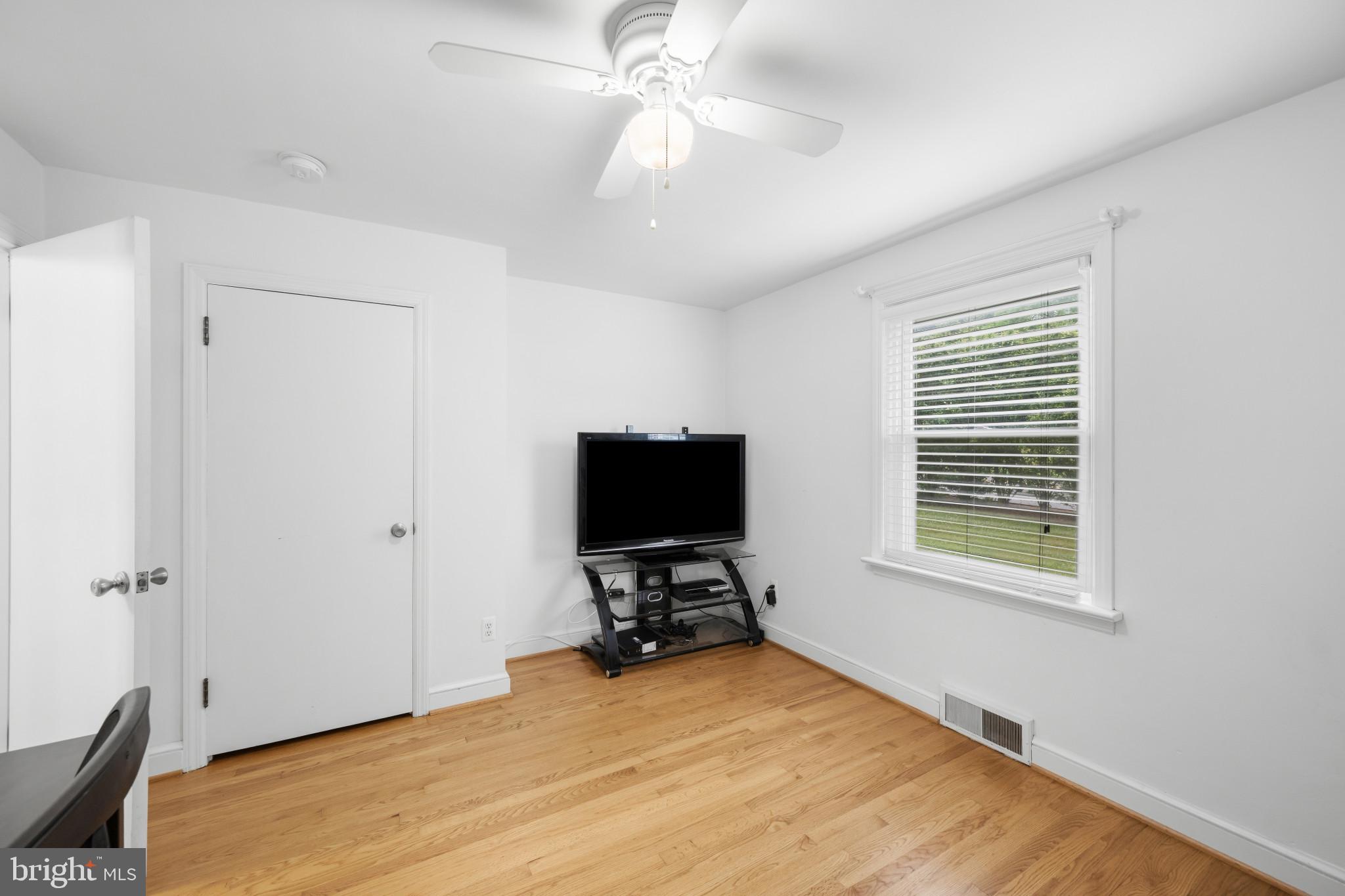 FREELAND - Residential