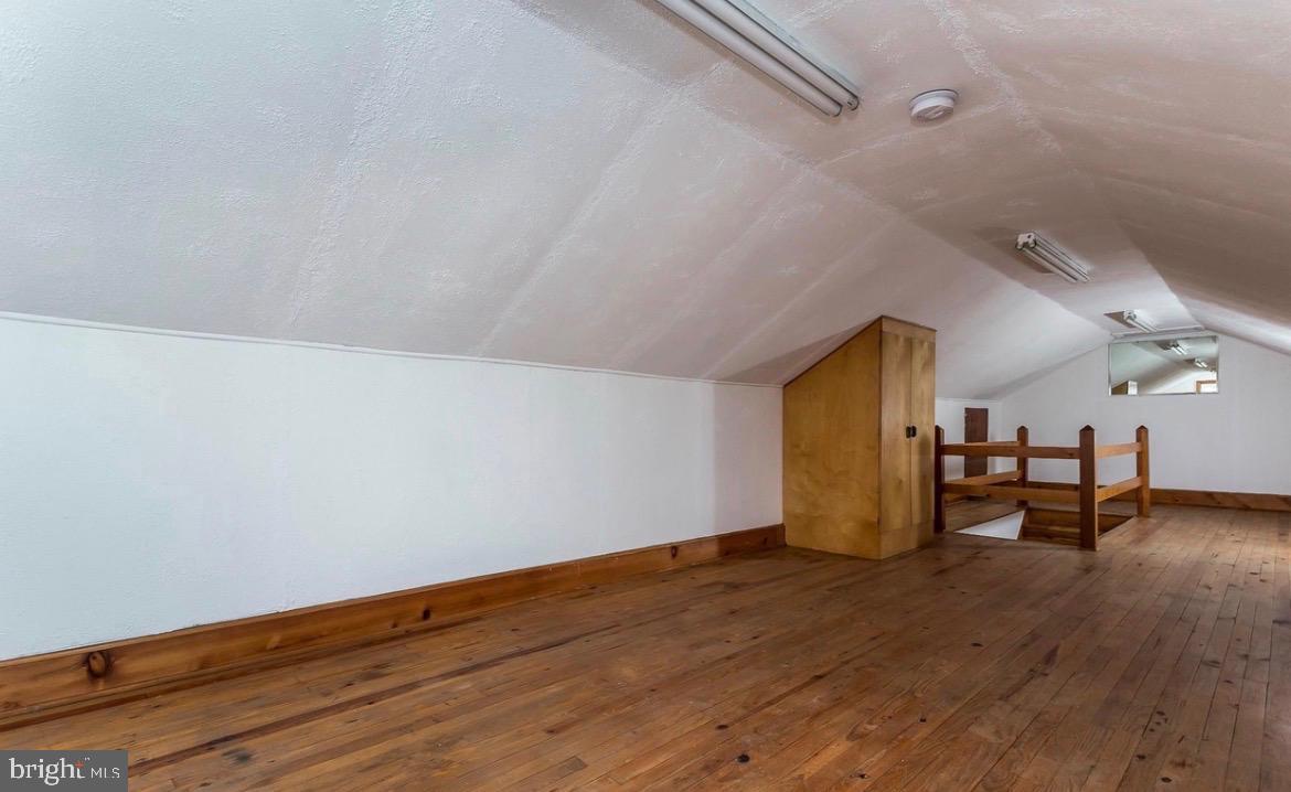 FREELAND - Residential