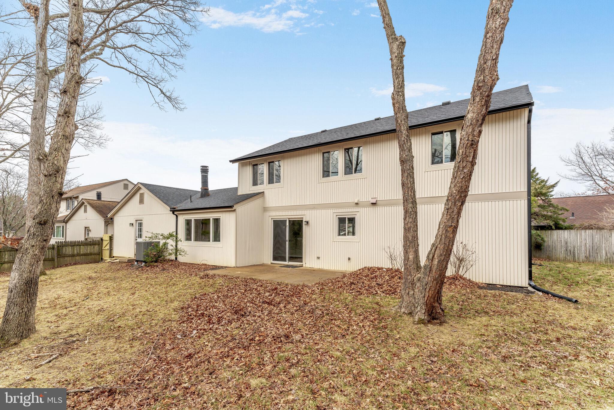 SOUTHERN GROVE - Residential