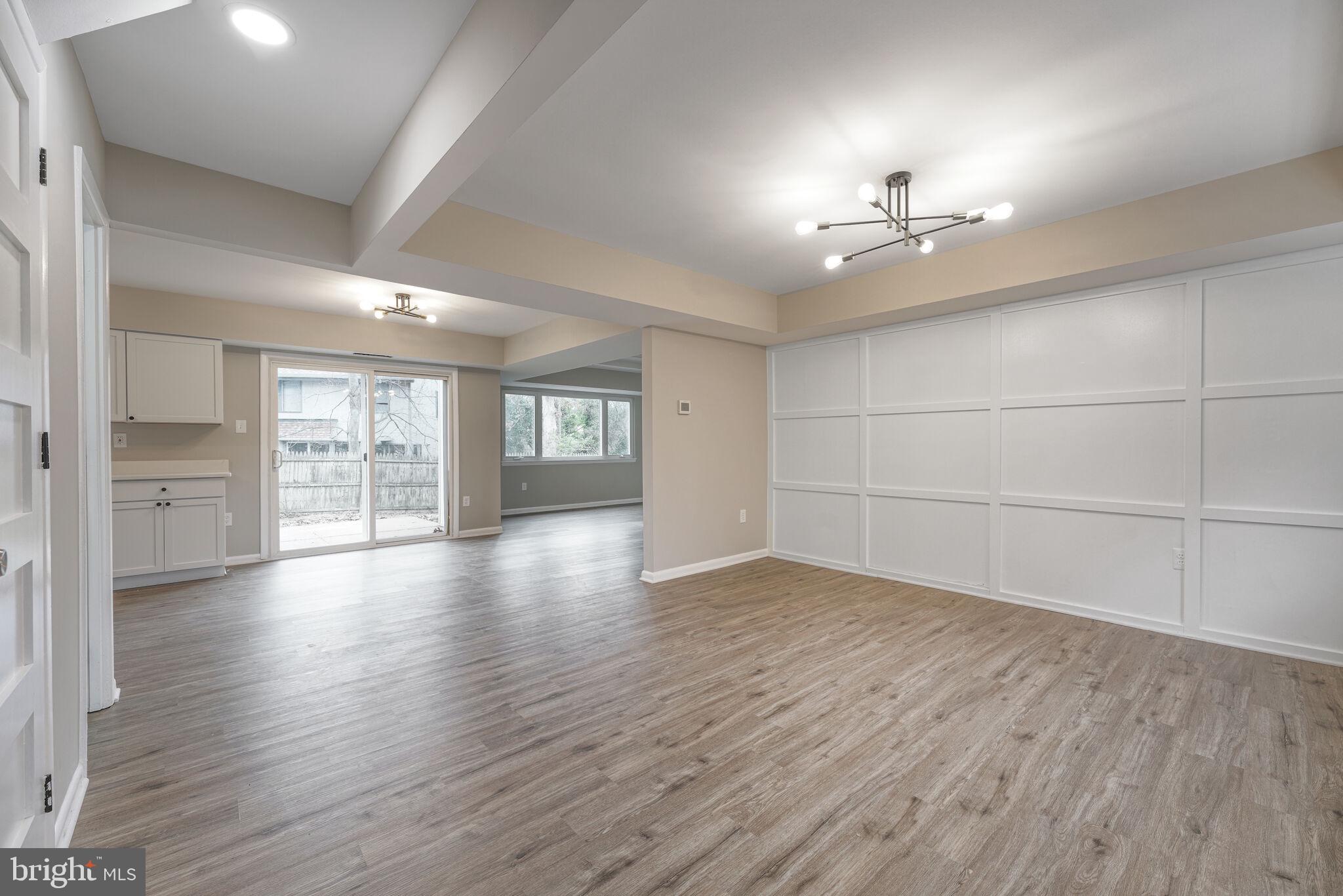 SOUTHERN GROVE - Residential