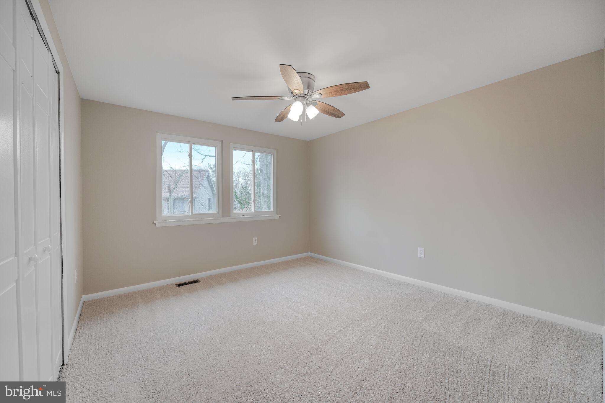 SOUTHERN GROVE - Residential