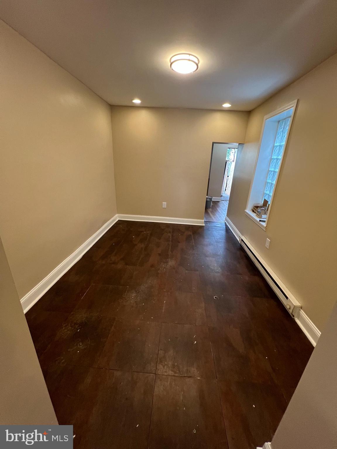 WEST KENSINGTON - Residential