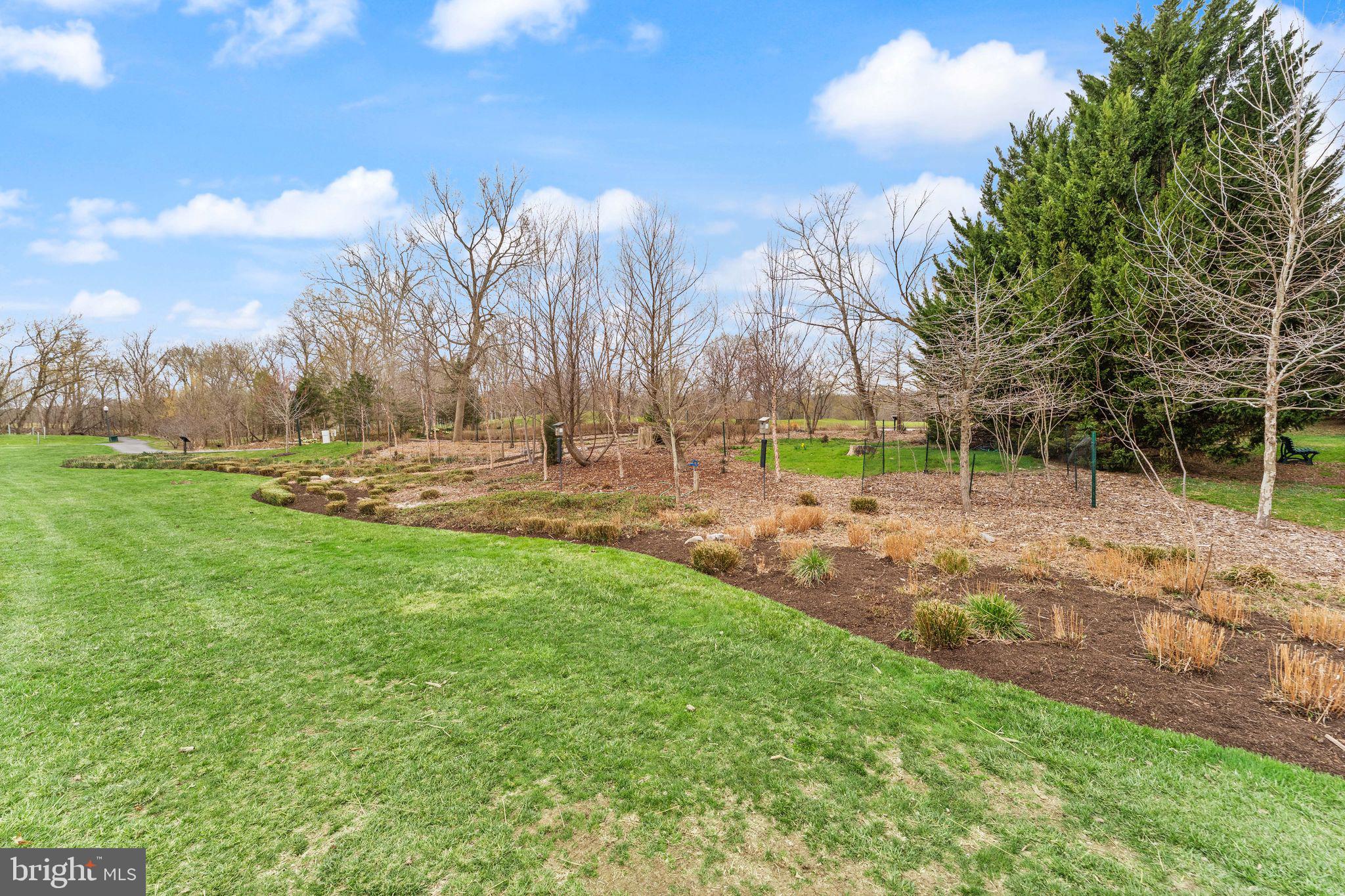 RIVER CREEK - Residential
