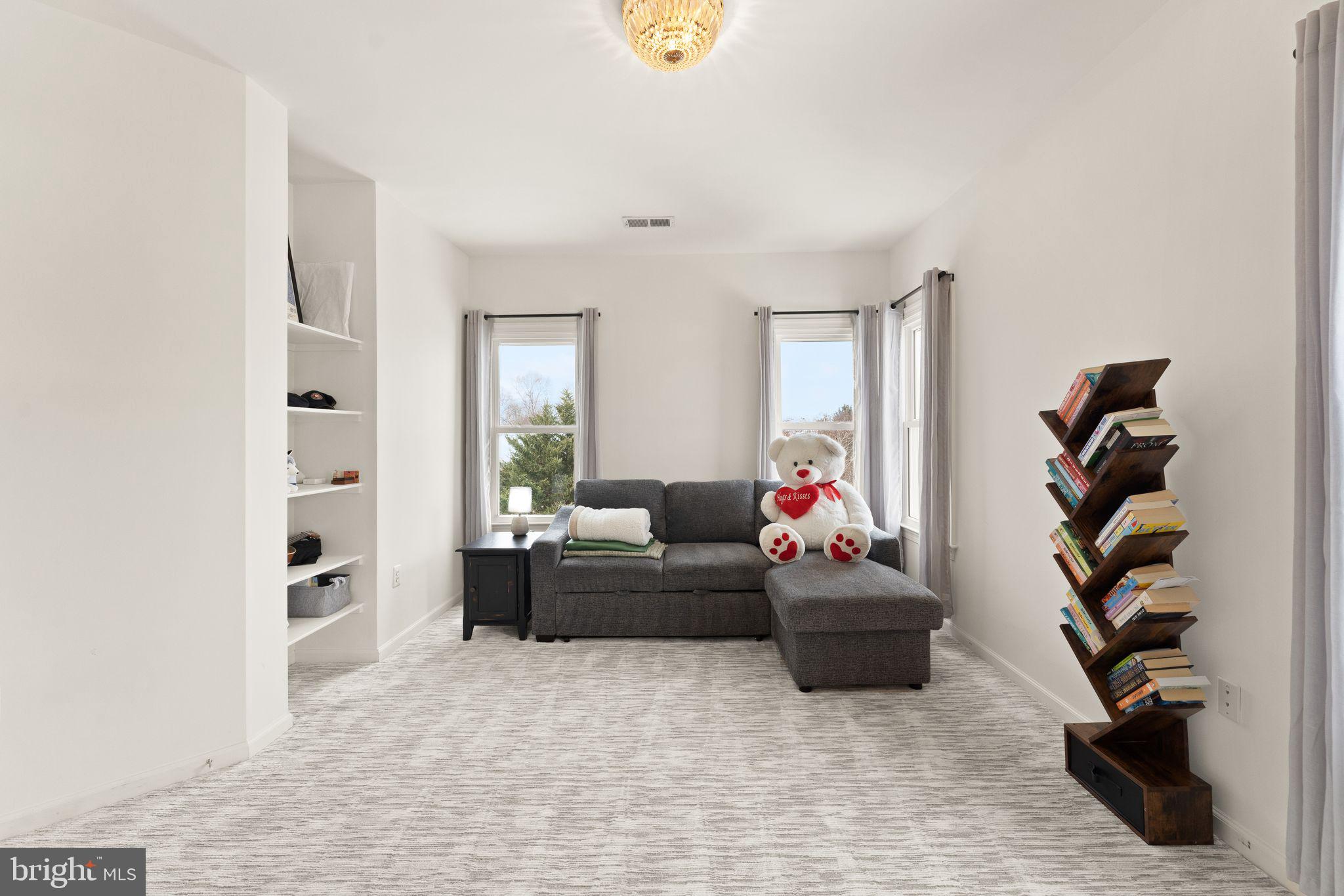 RIVER CREEK - Residential