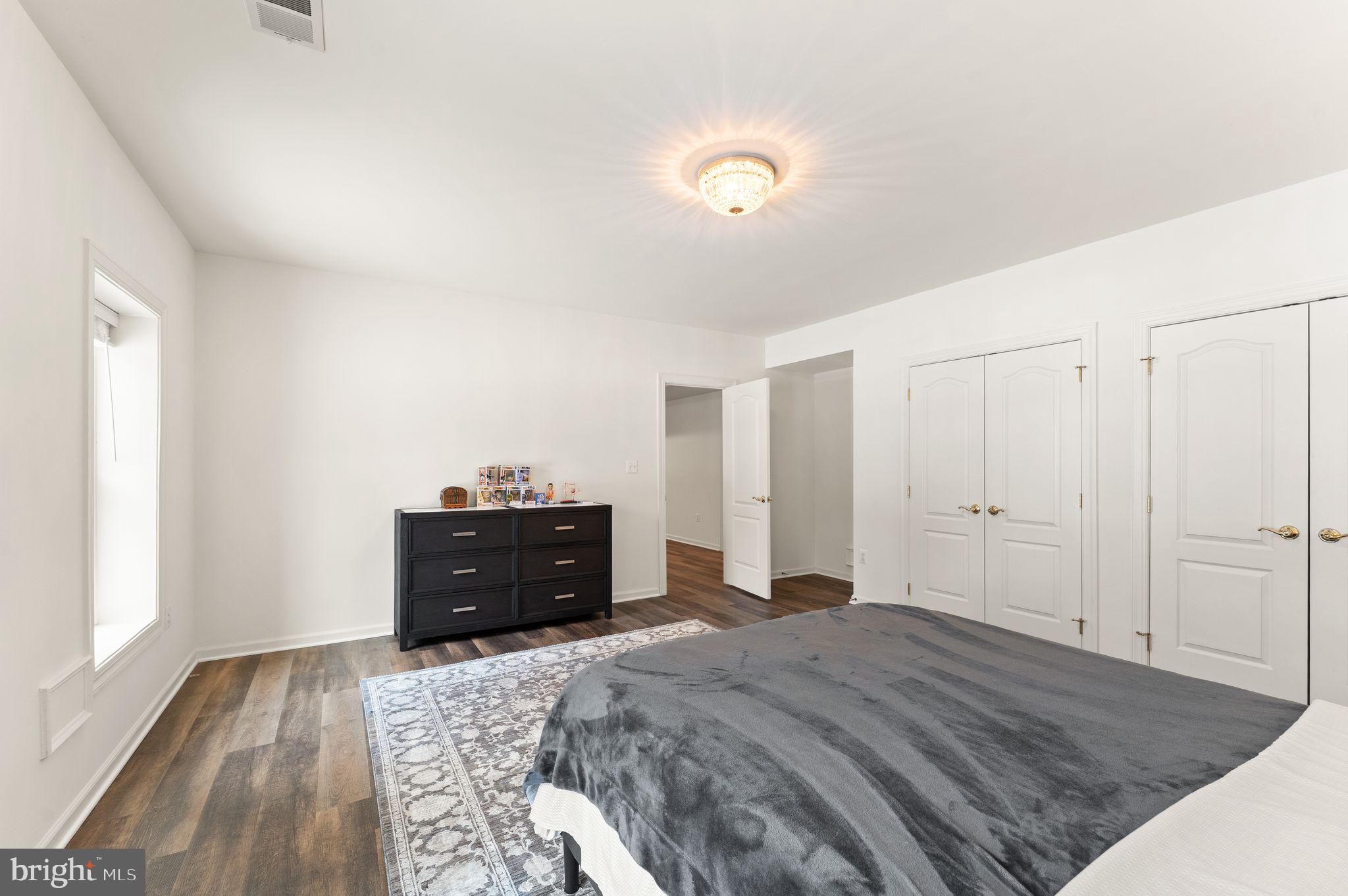 RIVER CREEK - Residential