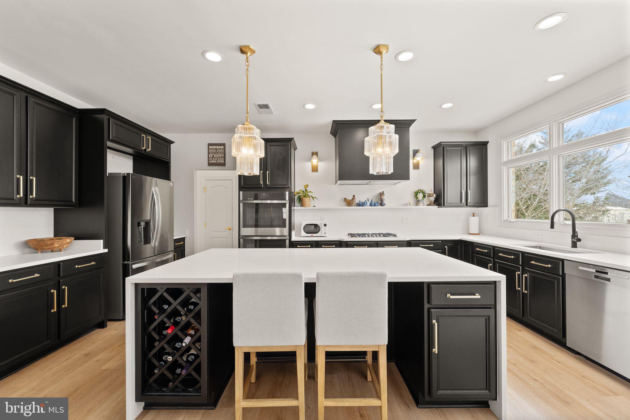 RIVER CREEK - Residential