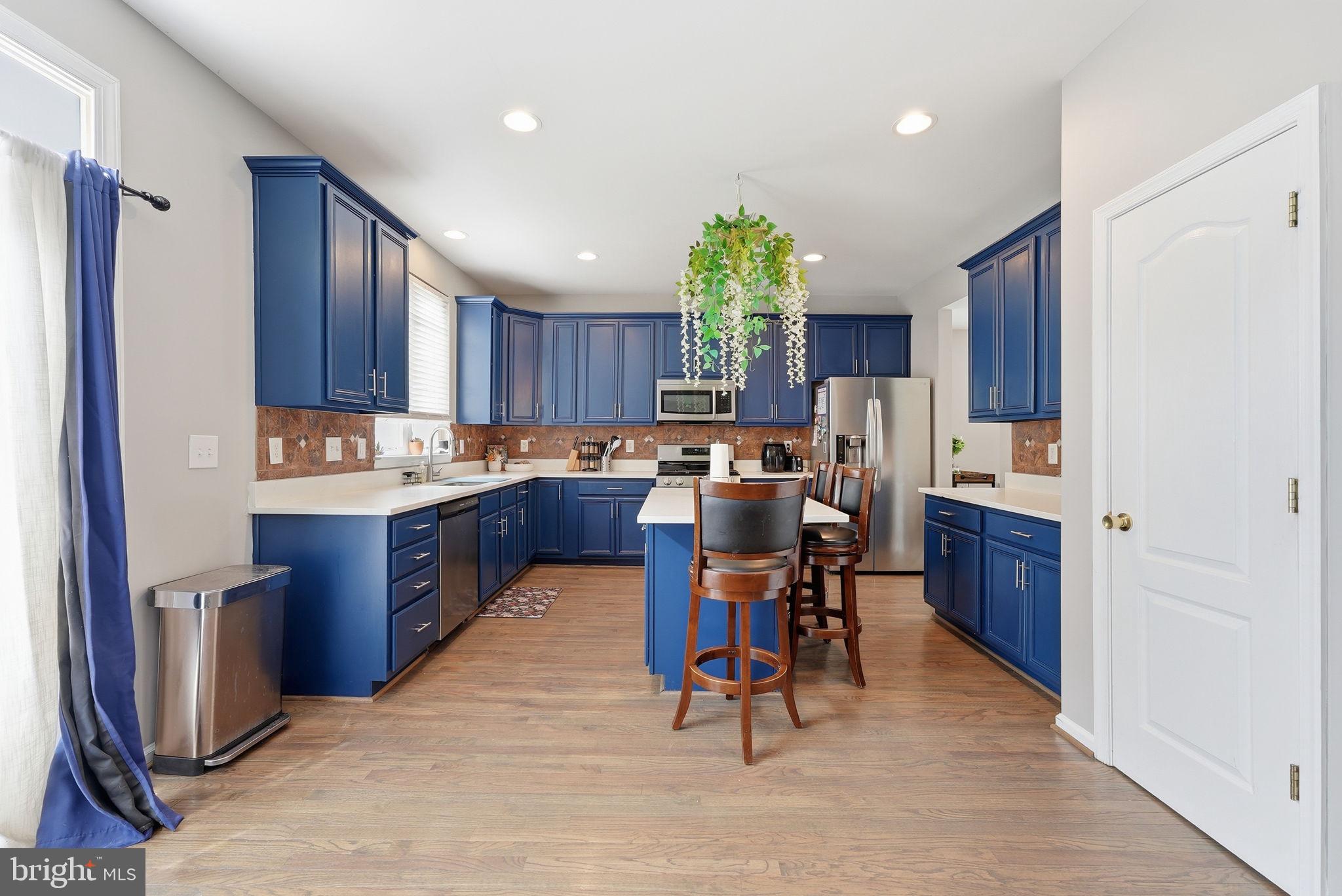 RIVERWATCH - Residential