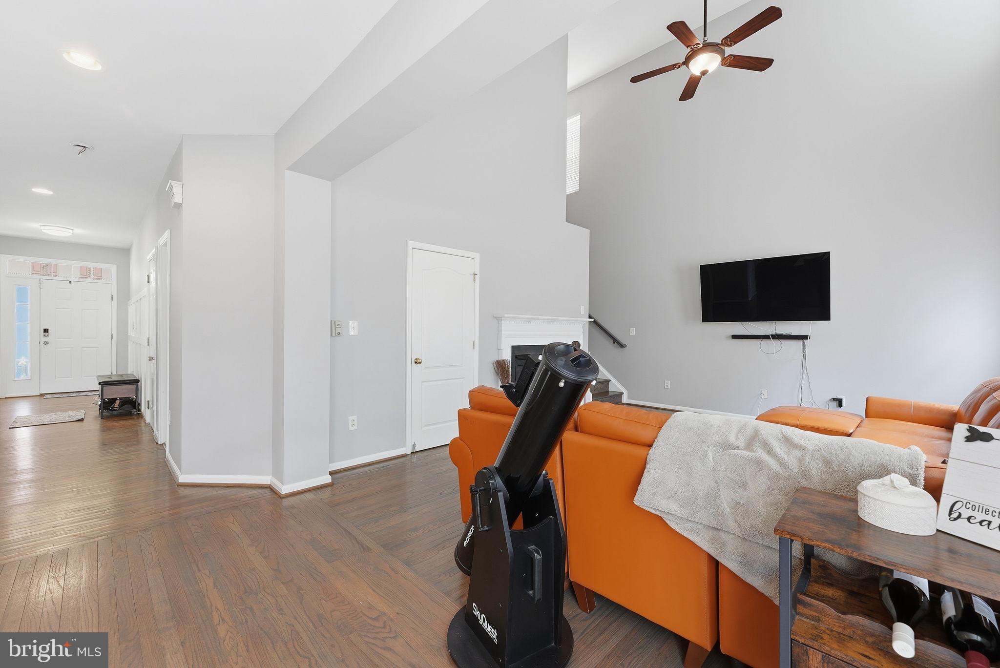 RIVERWATCH - Residential