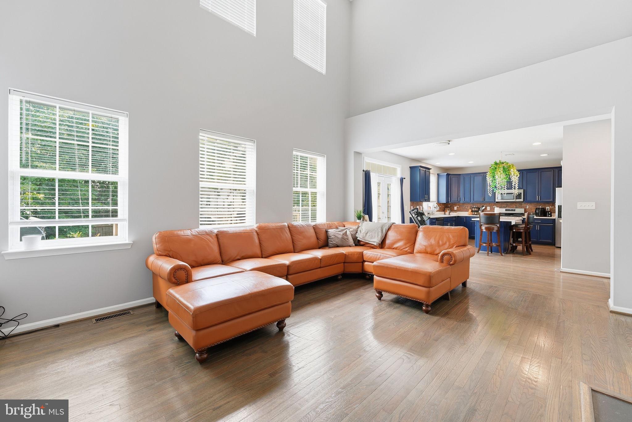 RIVERWATCH - Residential