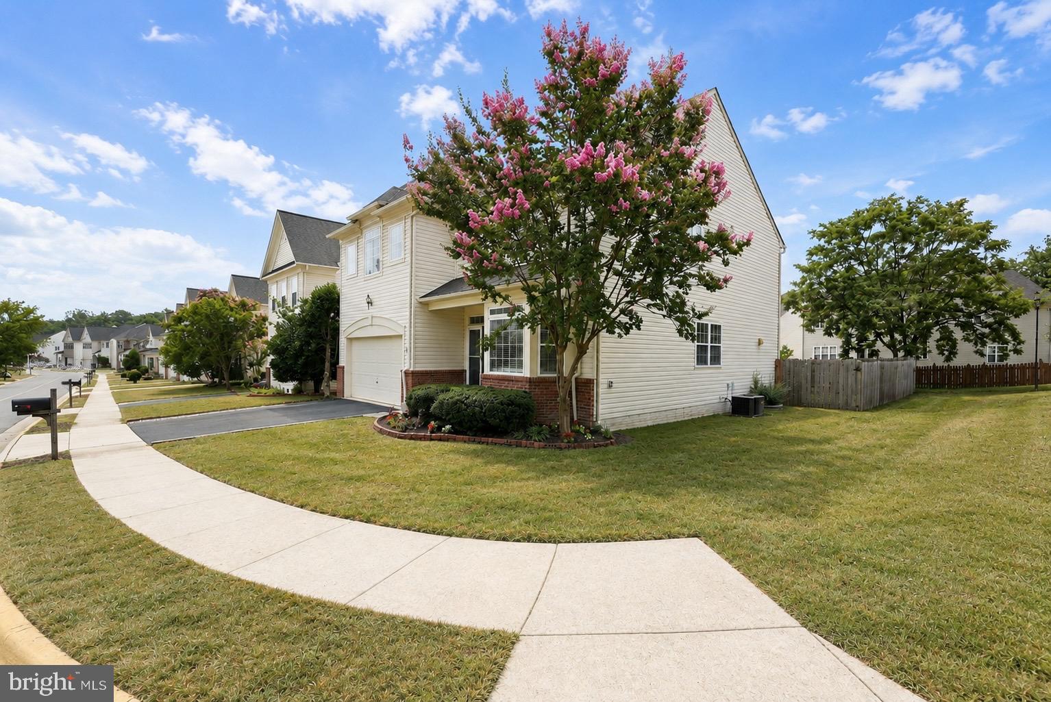 RIVERWATCH - Residential
