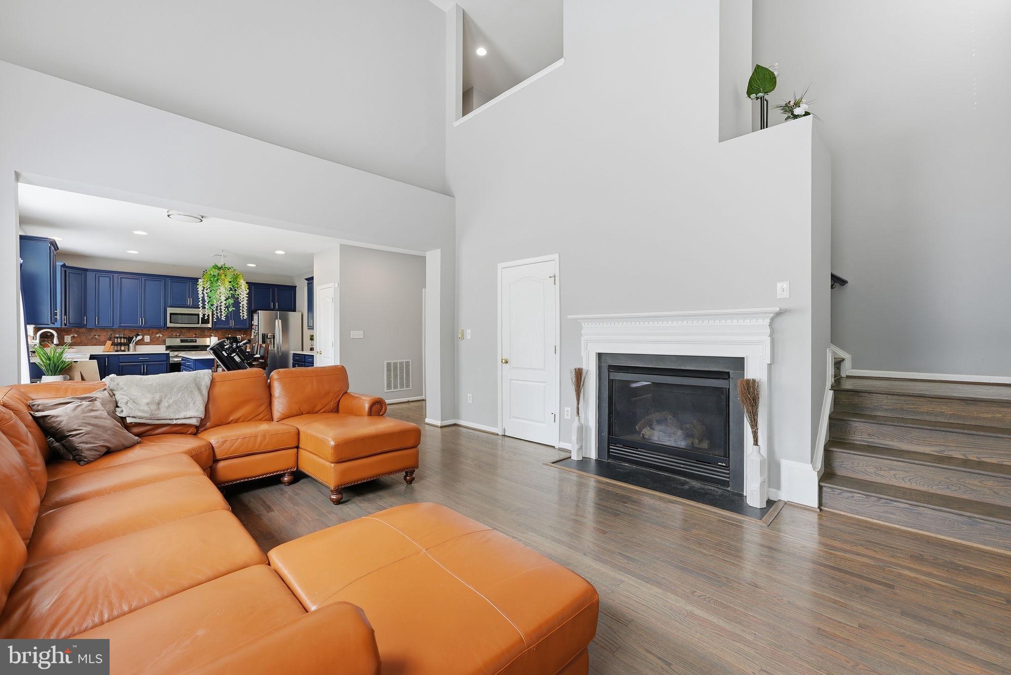 RIVERWATCH - Residential