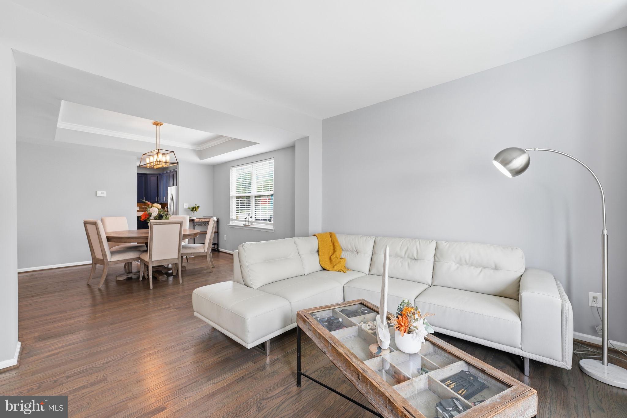 RIVERWATCH - Residential