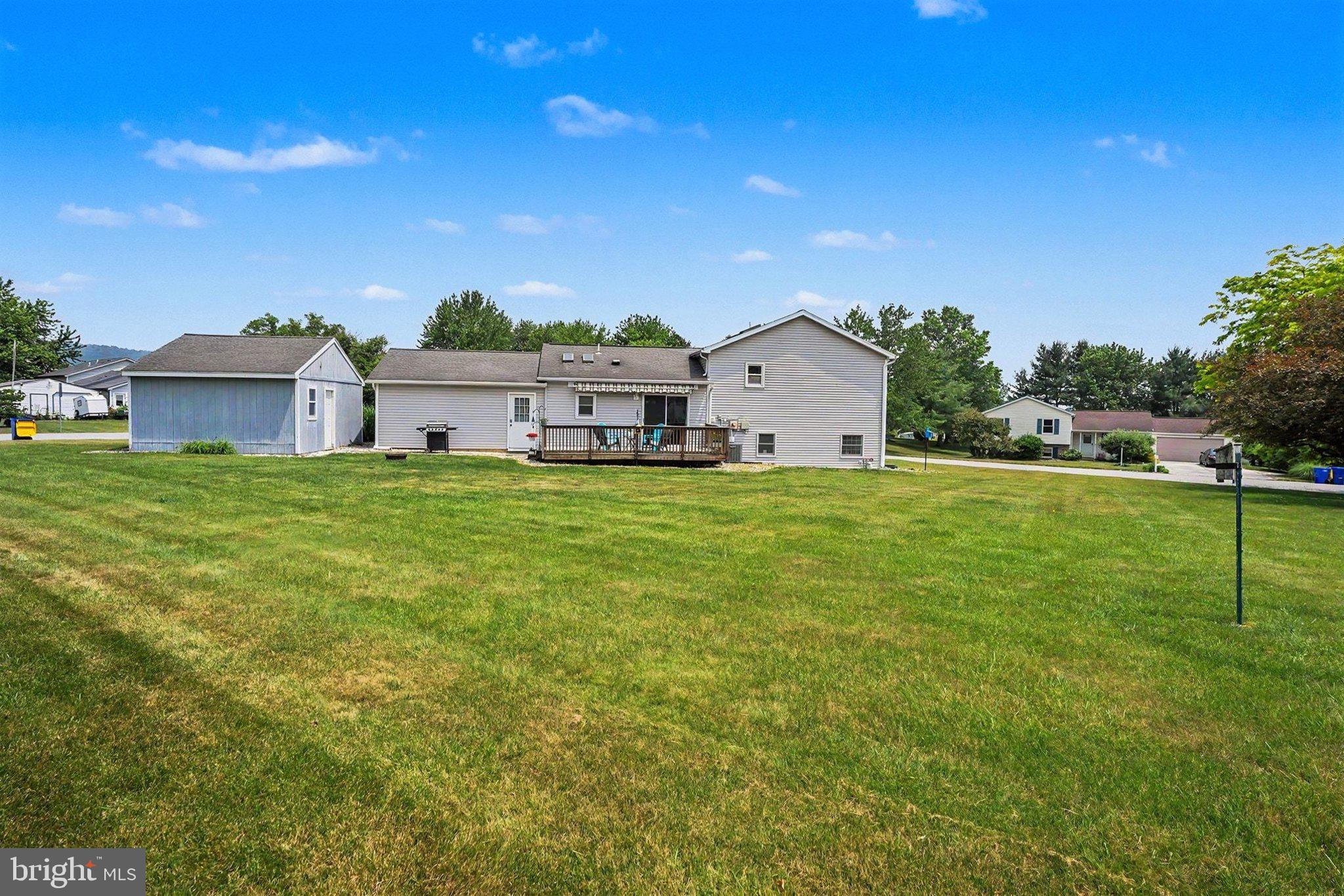 THE MEADOWS - Residential
