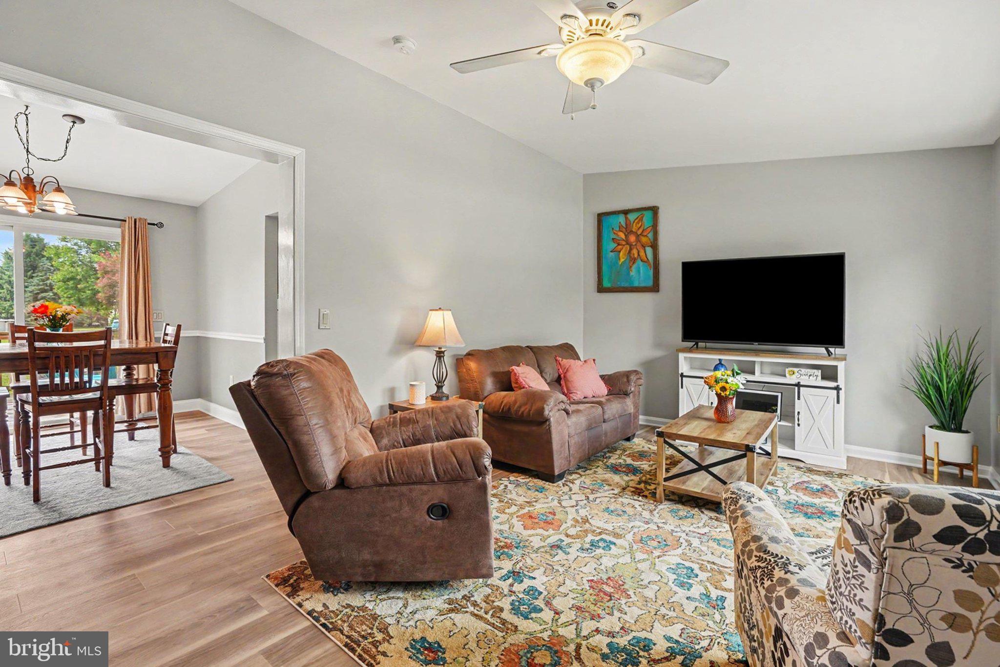 THE MEADOWS - Residential