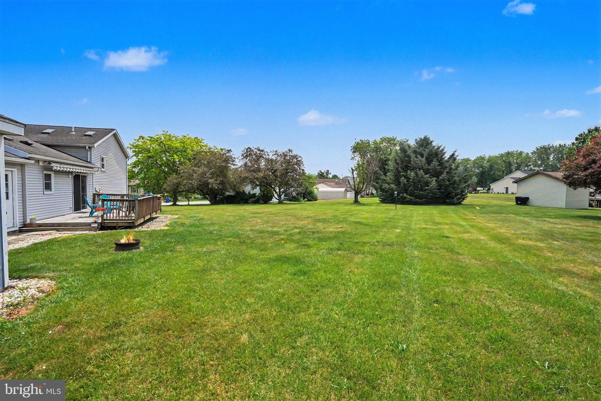 THE MEADOWS - Residential