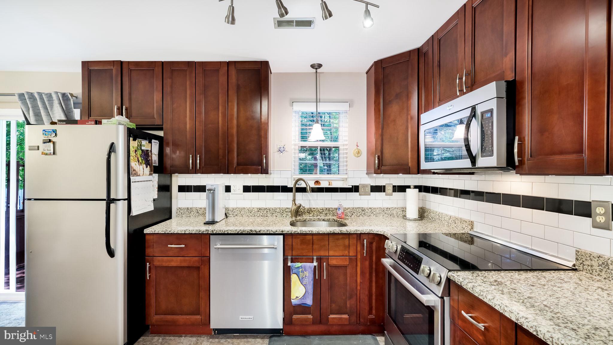 SANDY RIDGE TWINS - Residential