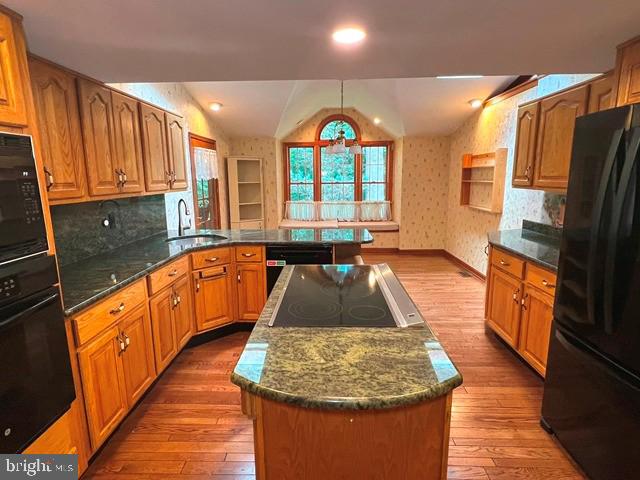 BEATTY WOODS - Residential