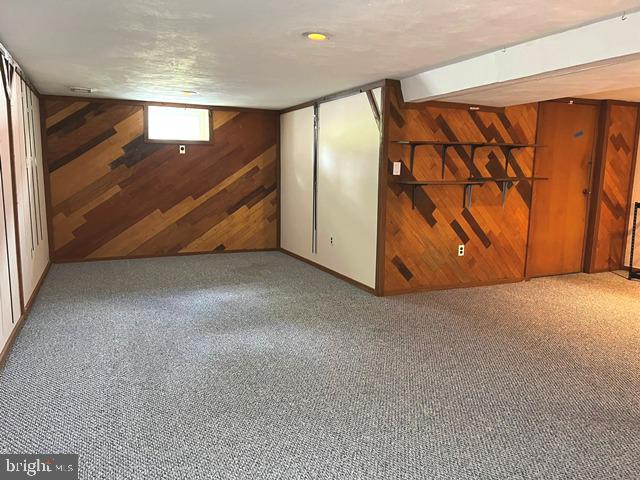 BEATTY WOODS - Residential