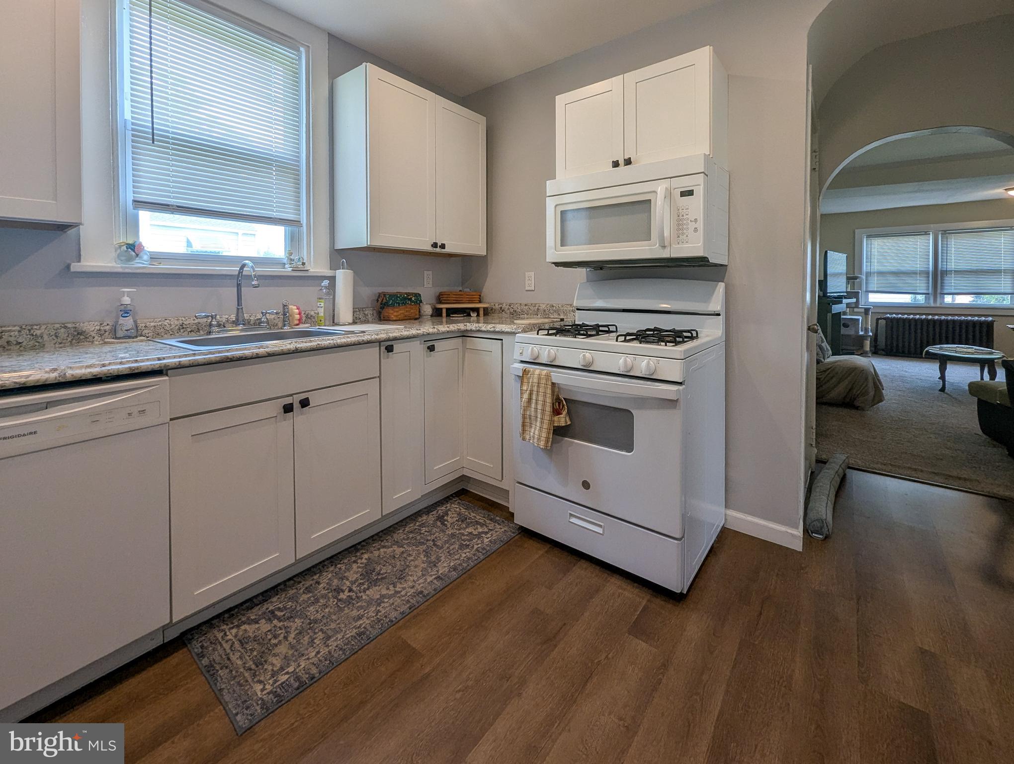 GLENSIDE - Residential