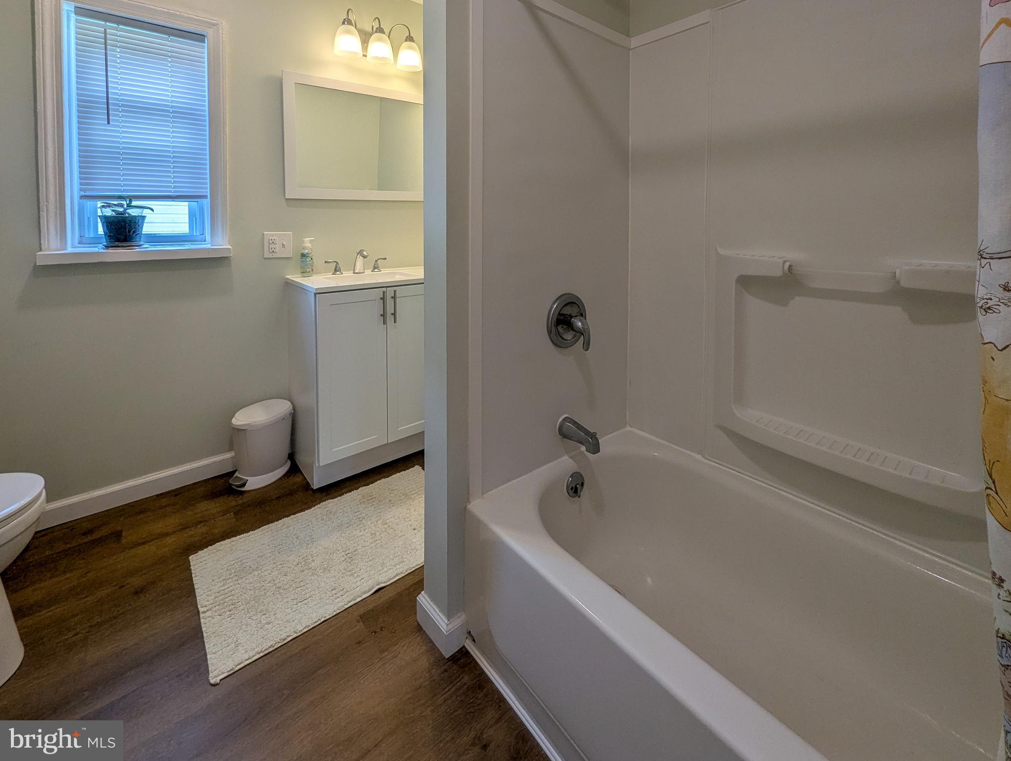 GLENSIDE - Residential