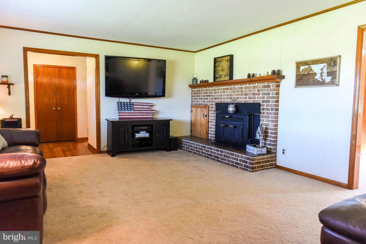 SCOTCH POINT - Residential Lease