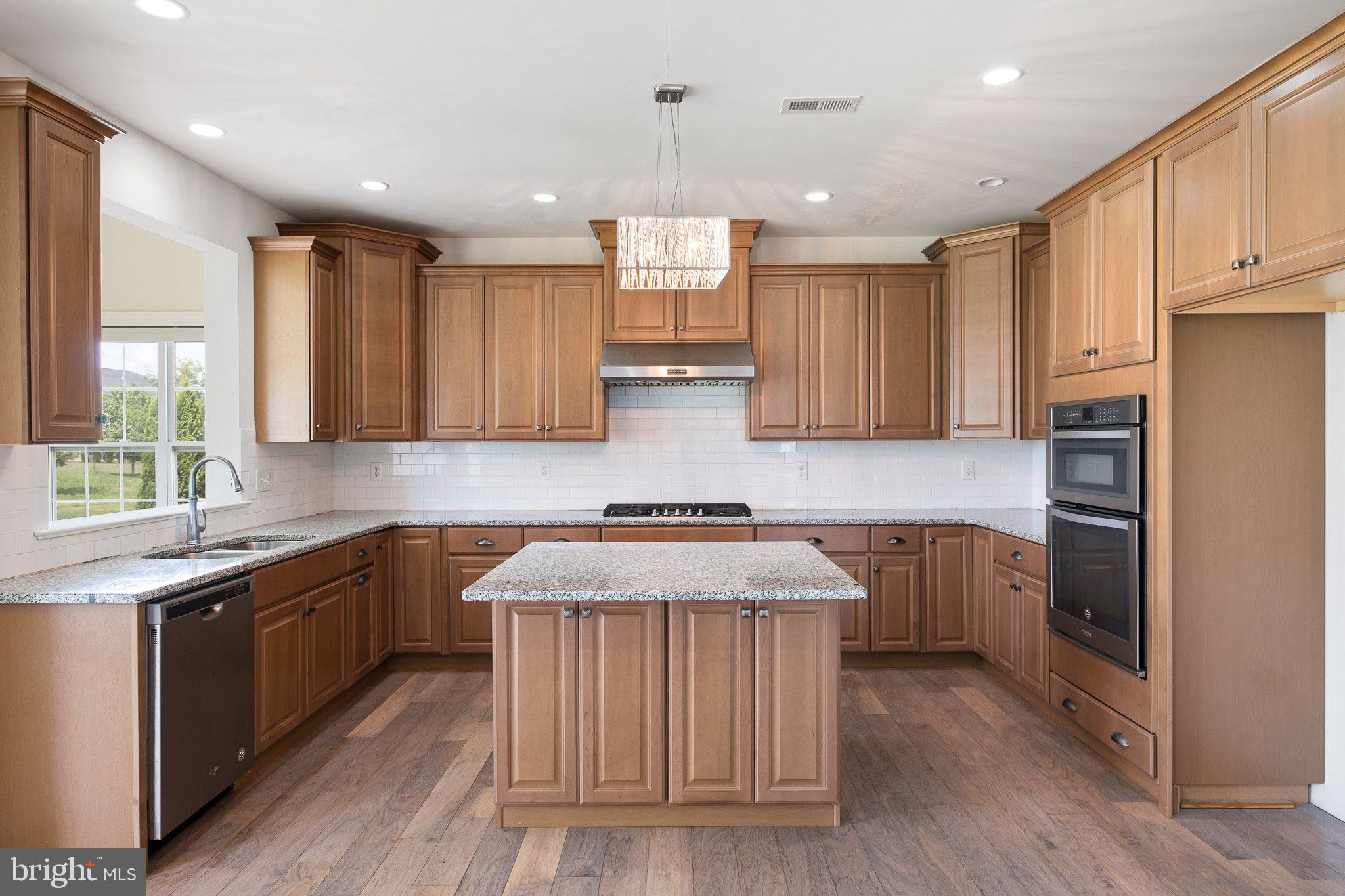 HIGH POINTE AT ST GE - Residential