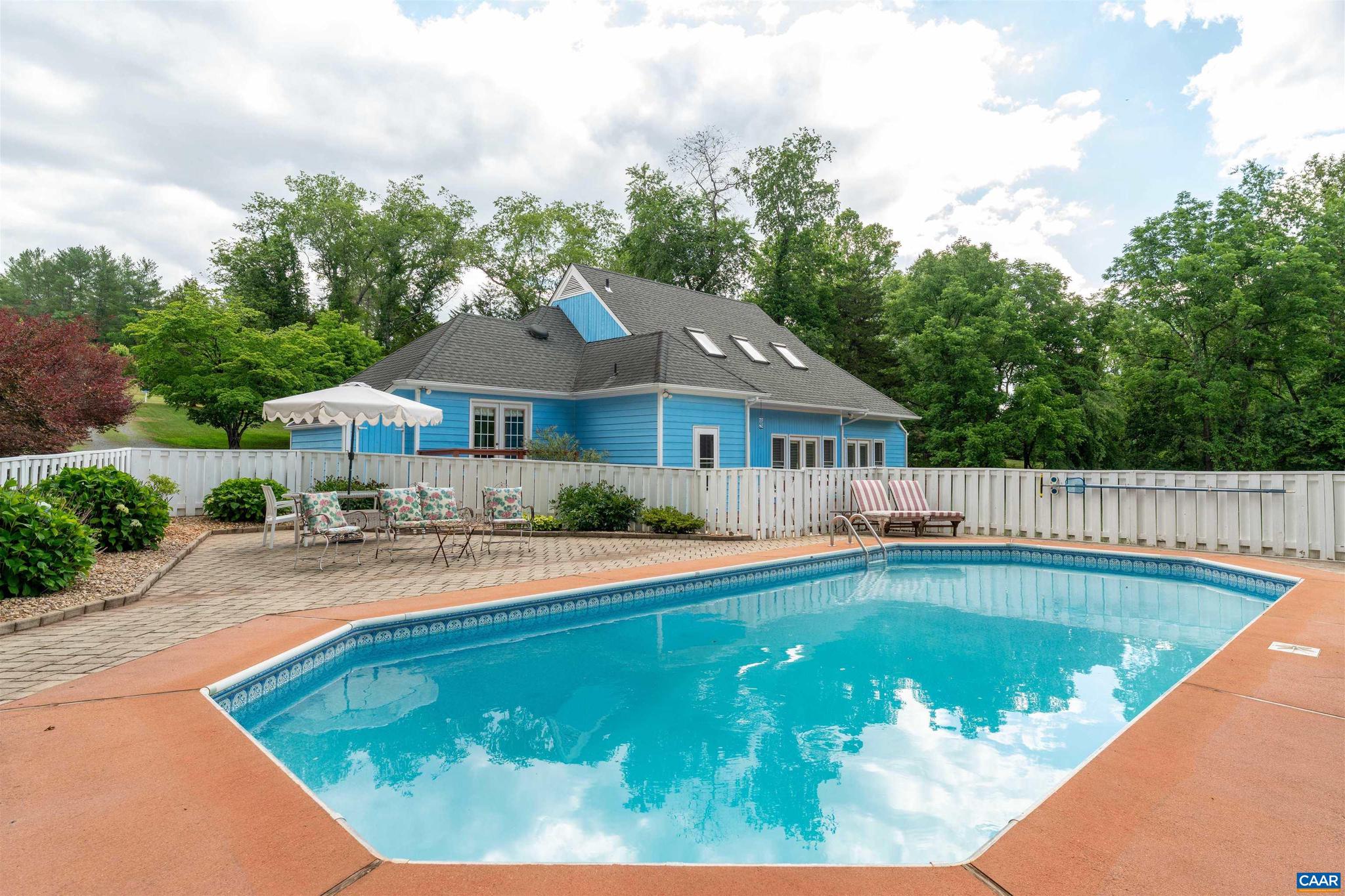 LEWIS HILLS - Residential
