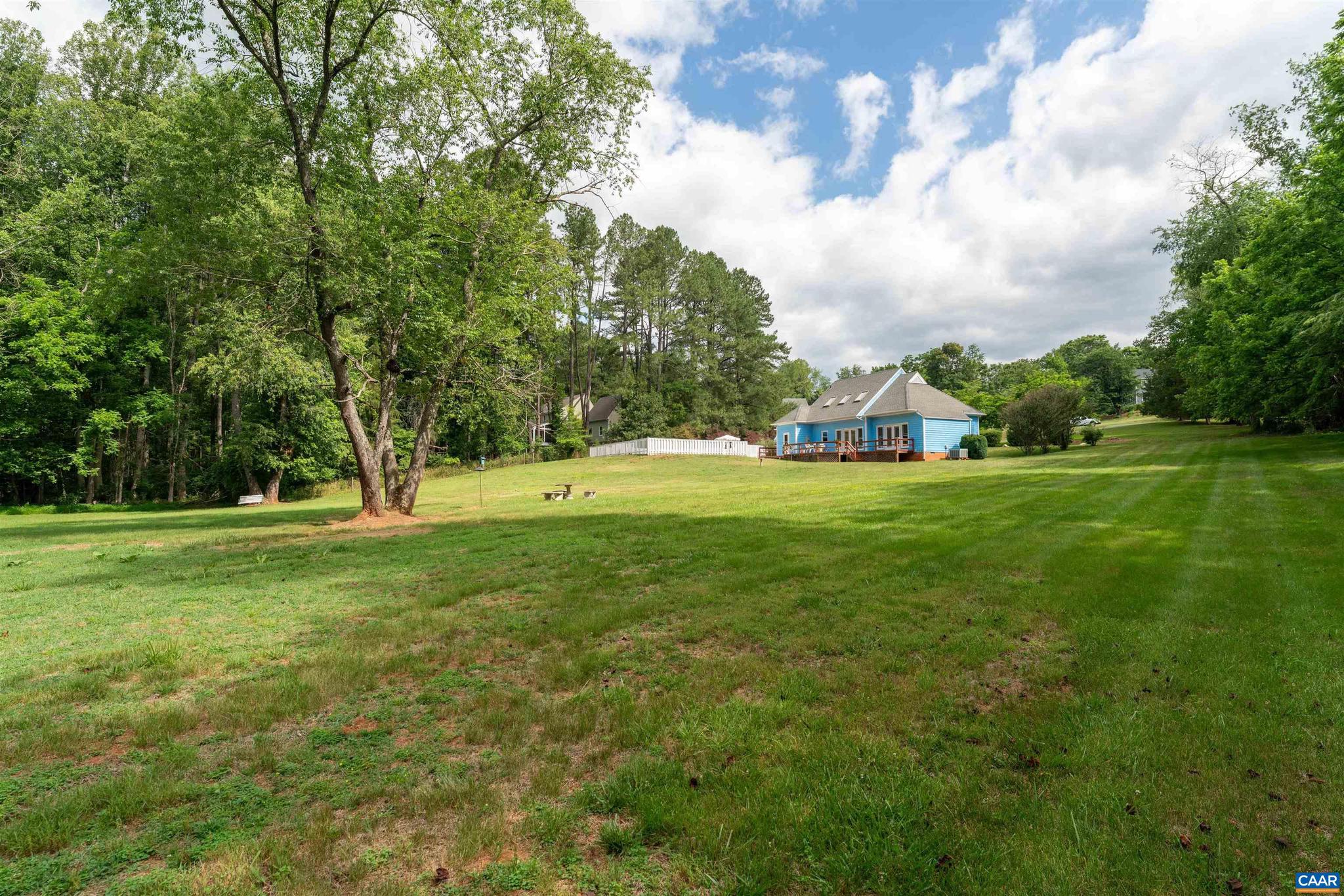 LEWIS HILLS - Residential