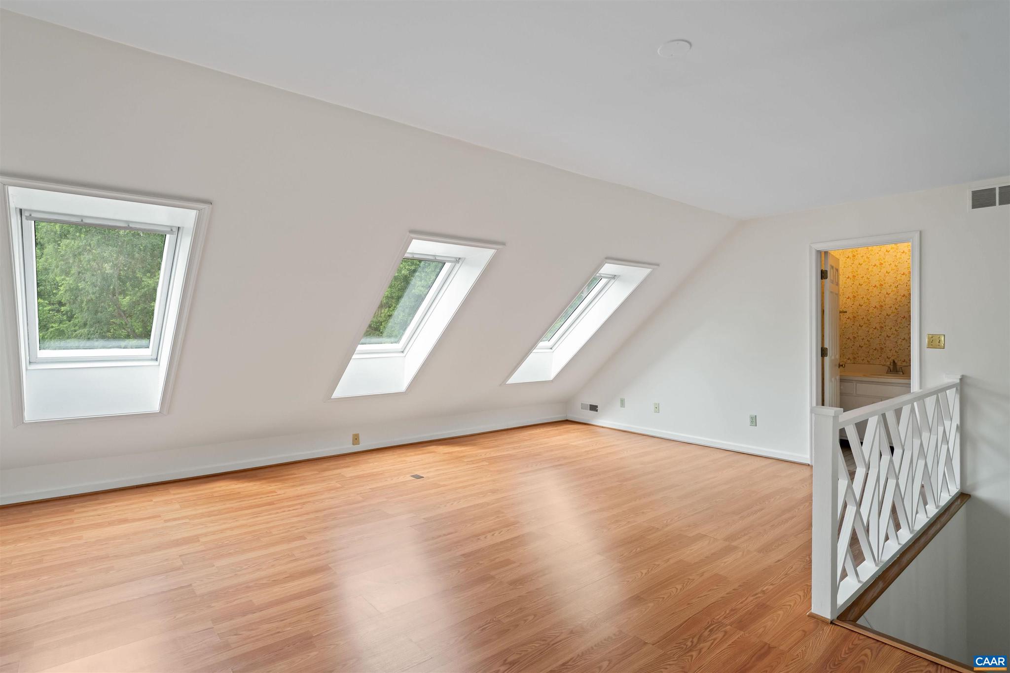 LEWIS HILLS - Residential