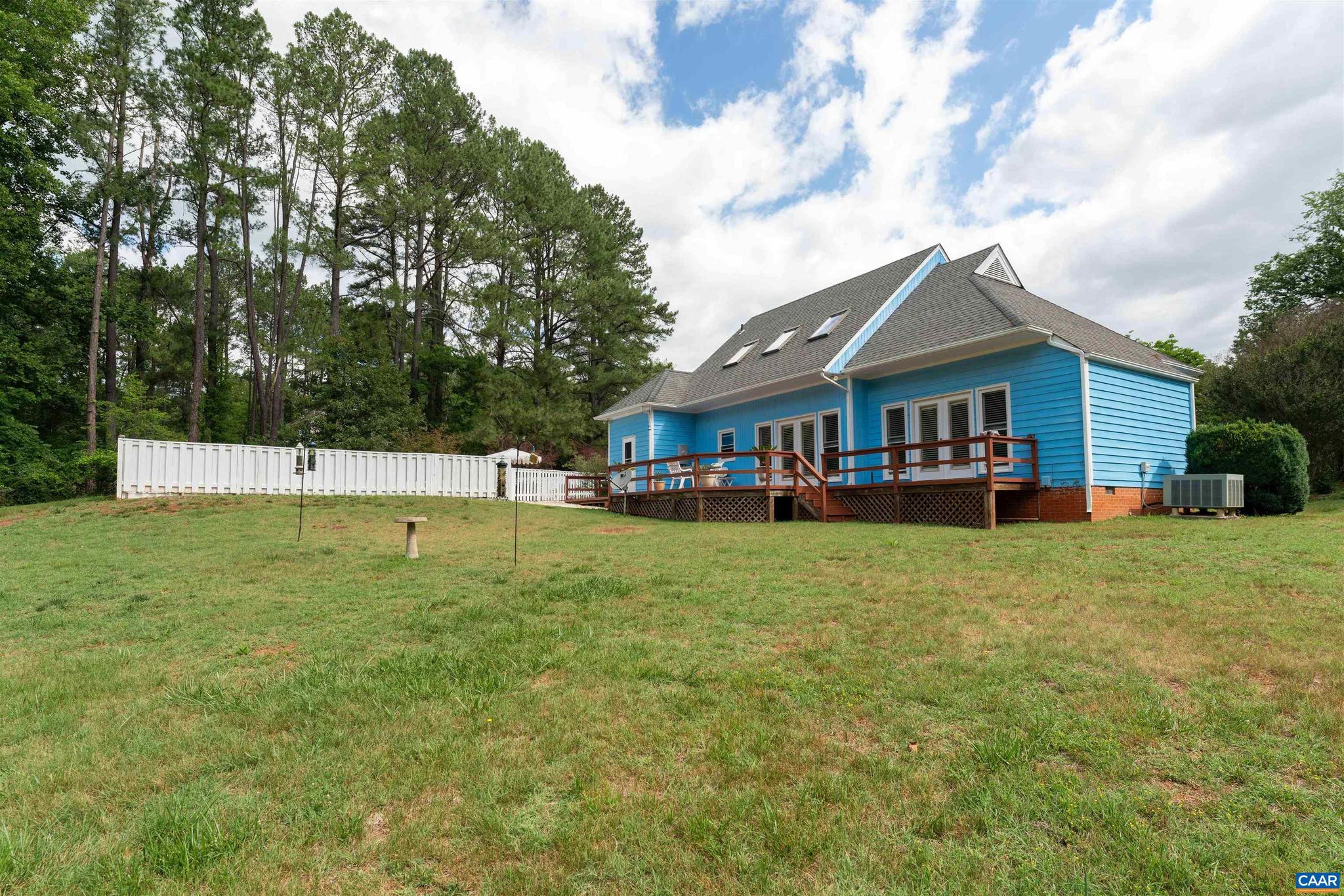 LEWIS HILLS - Residential