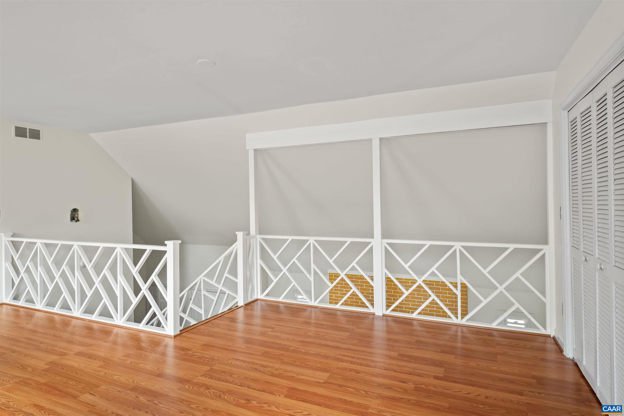 LEWIS HILLS - Residential