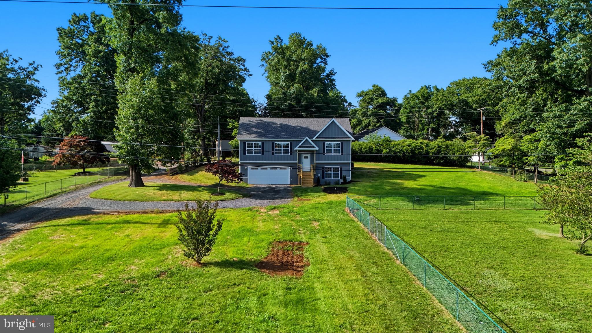 KEYES FERRY ACRES - Residential