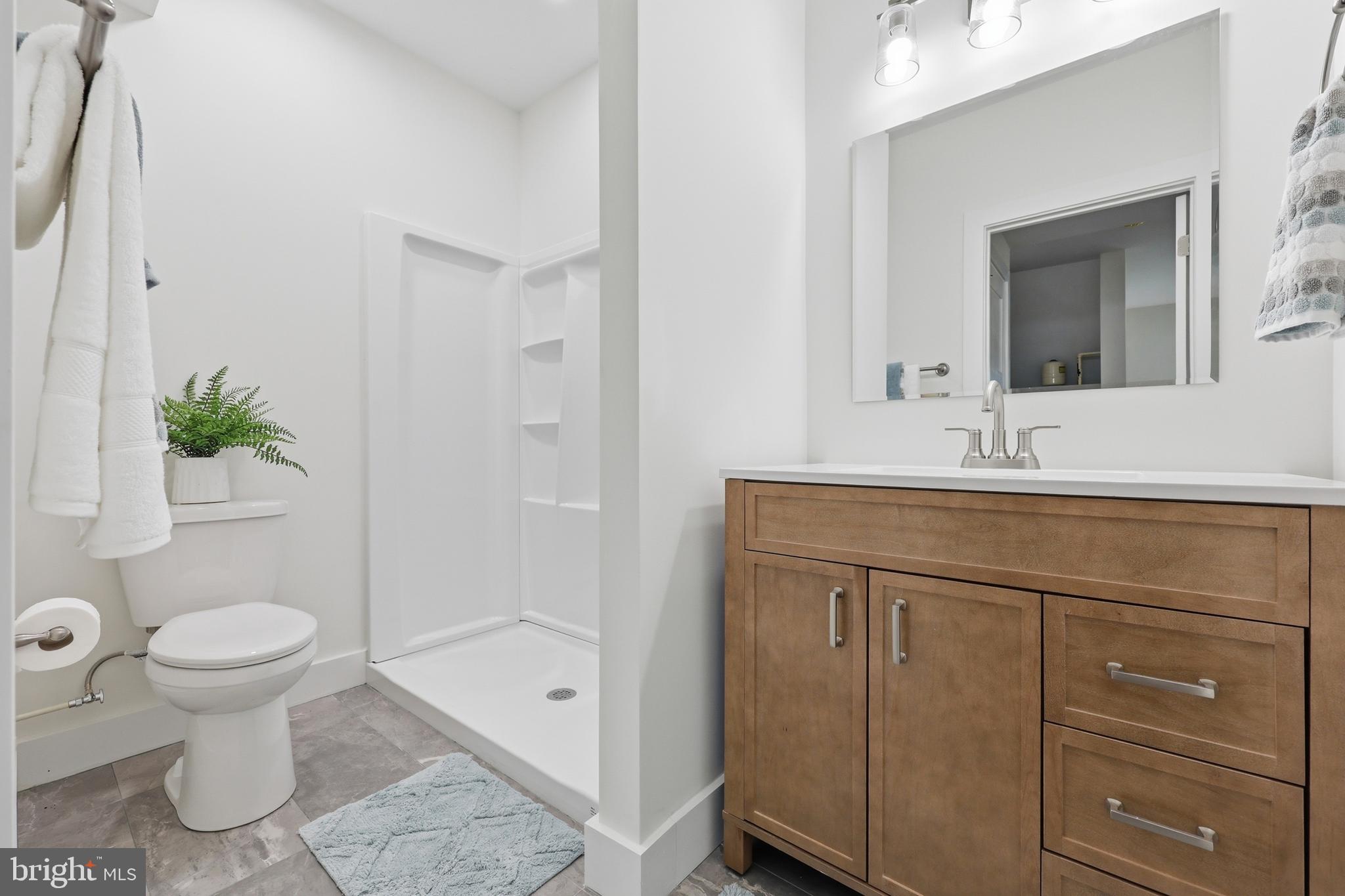 KEYES FERRY ACRES - Residential