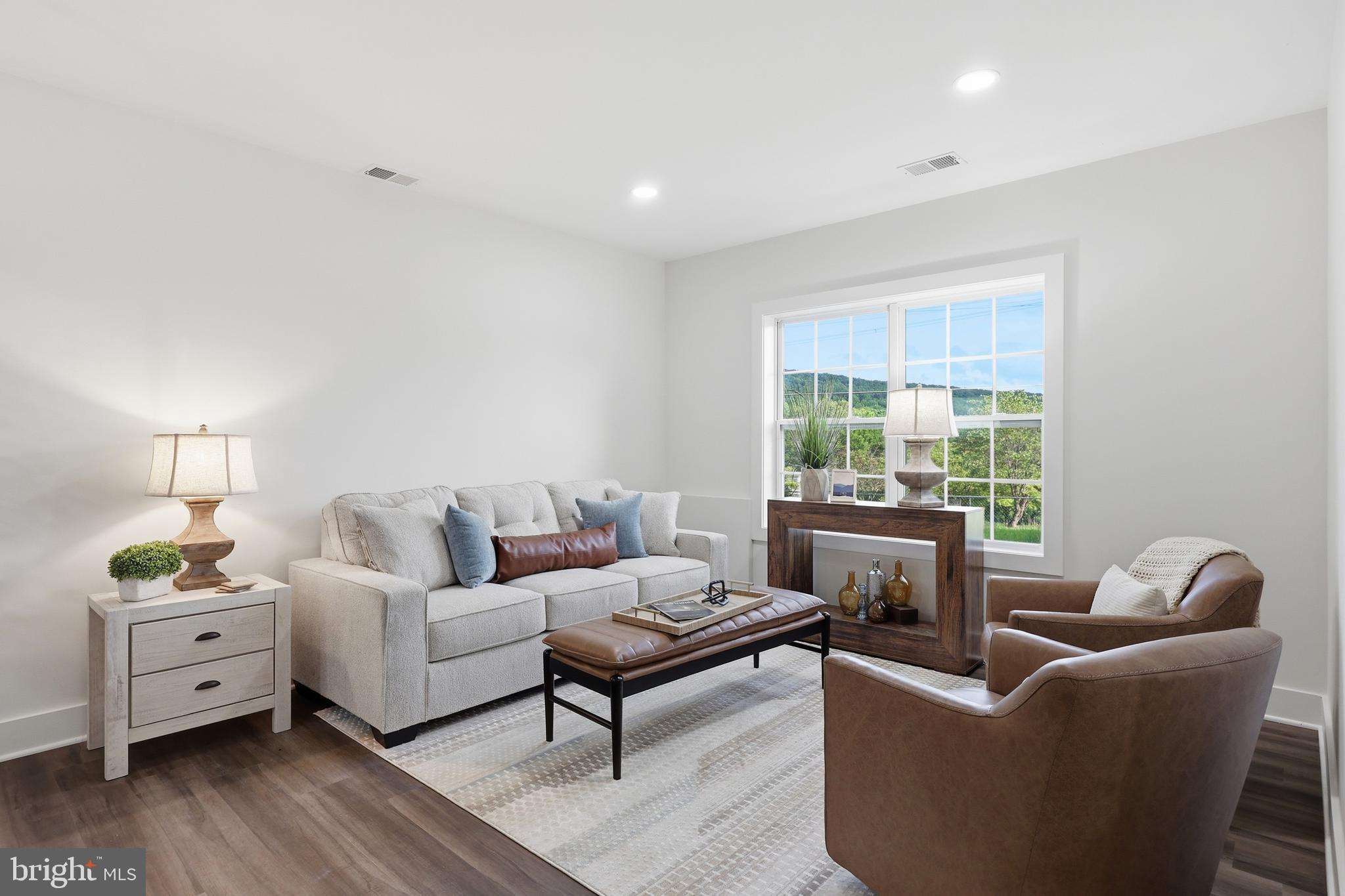KEYES FERRY ACRES - Residential