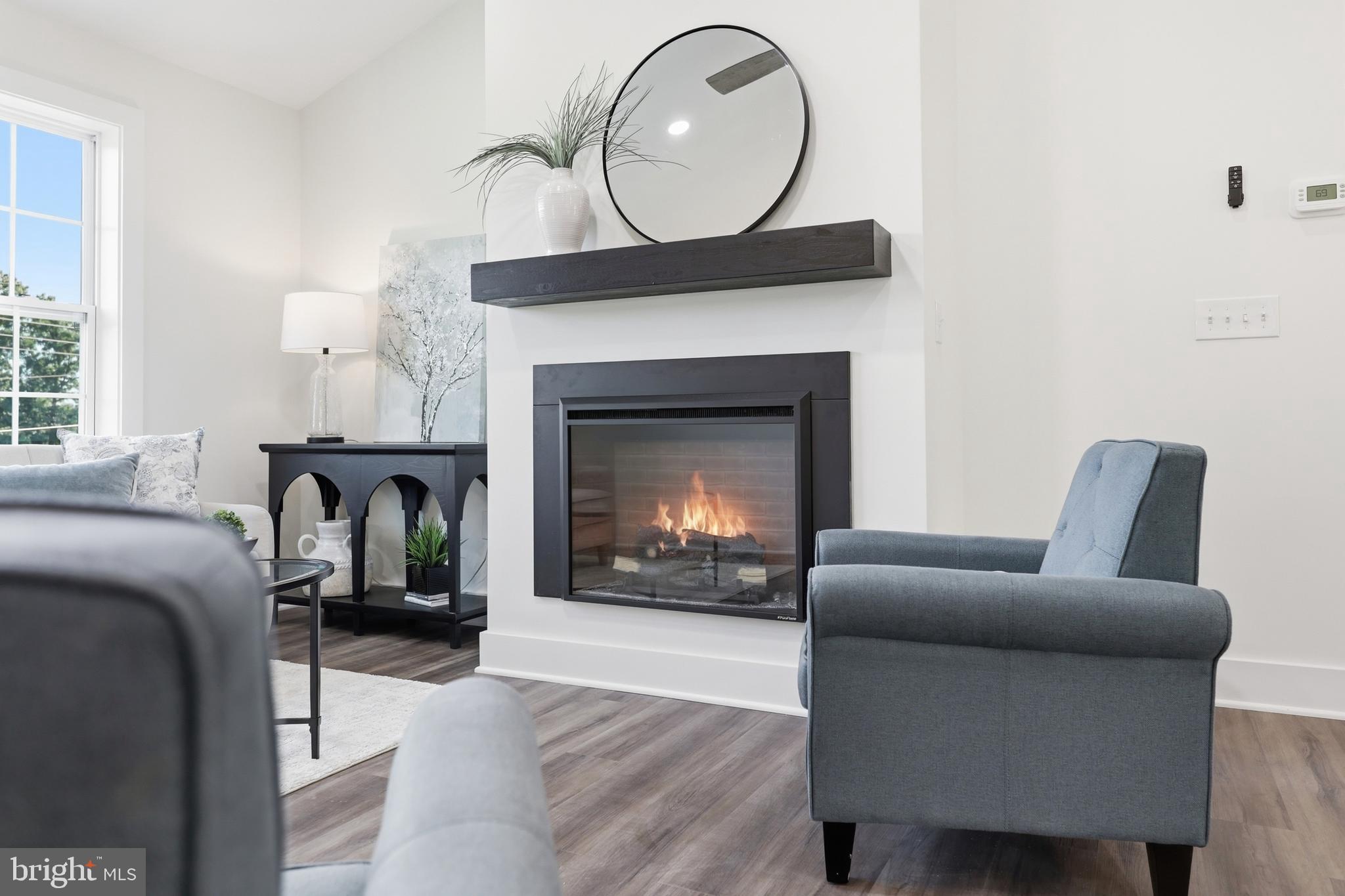 KEYES FERRY ACRES - Residential