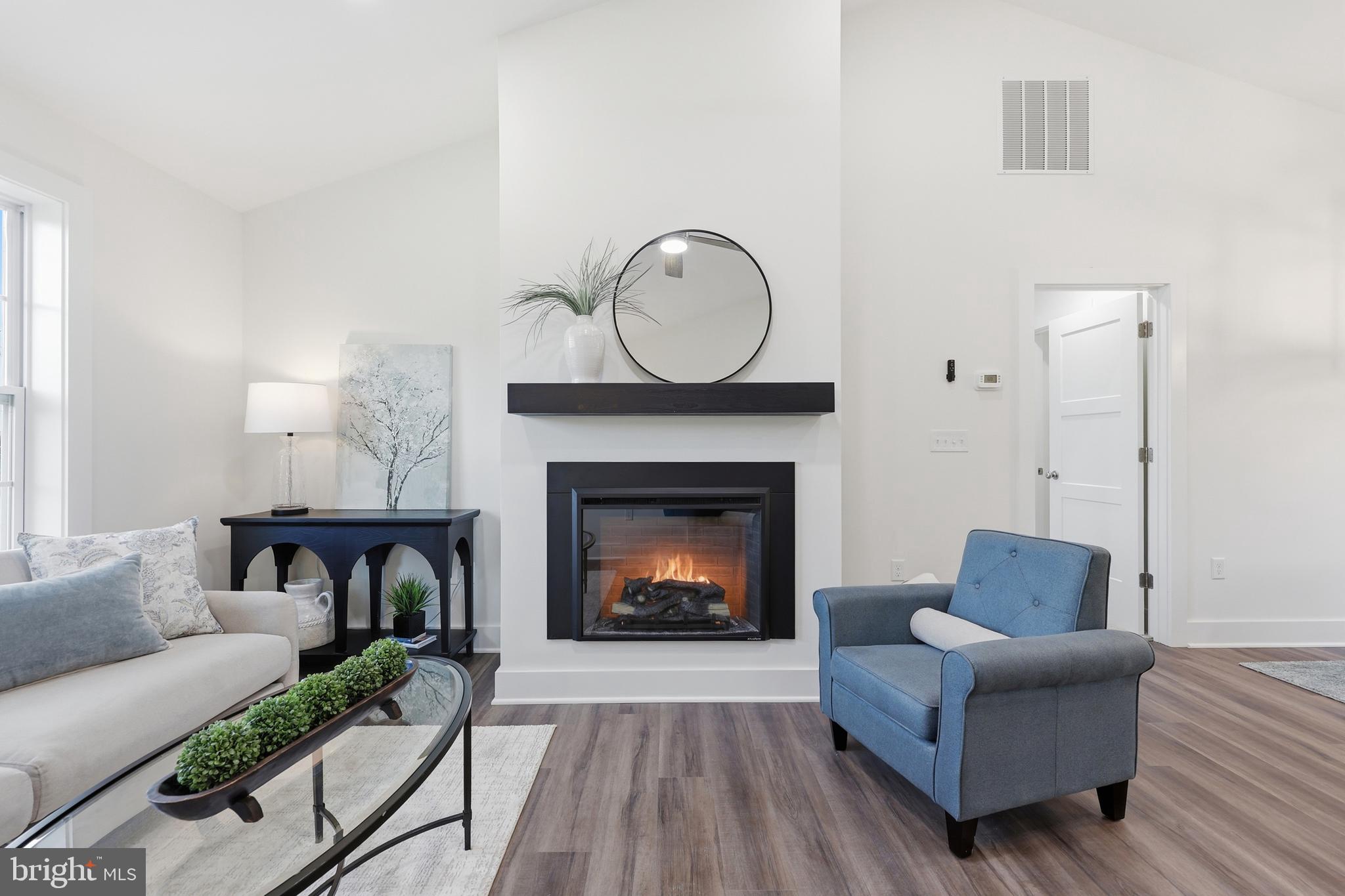KEYES FERRY ACRES - Residential